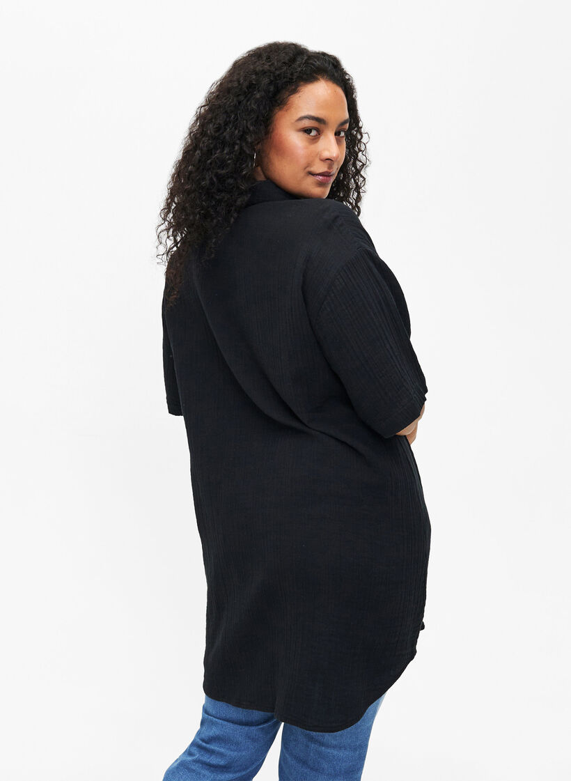 Kurzärmliges T-Shirt mit Knöpfen, Black, Model image number 1