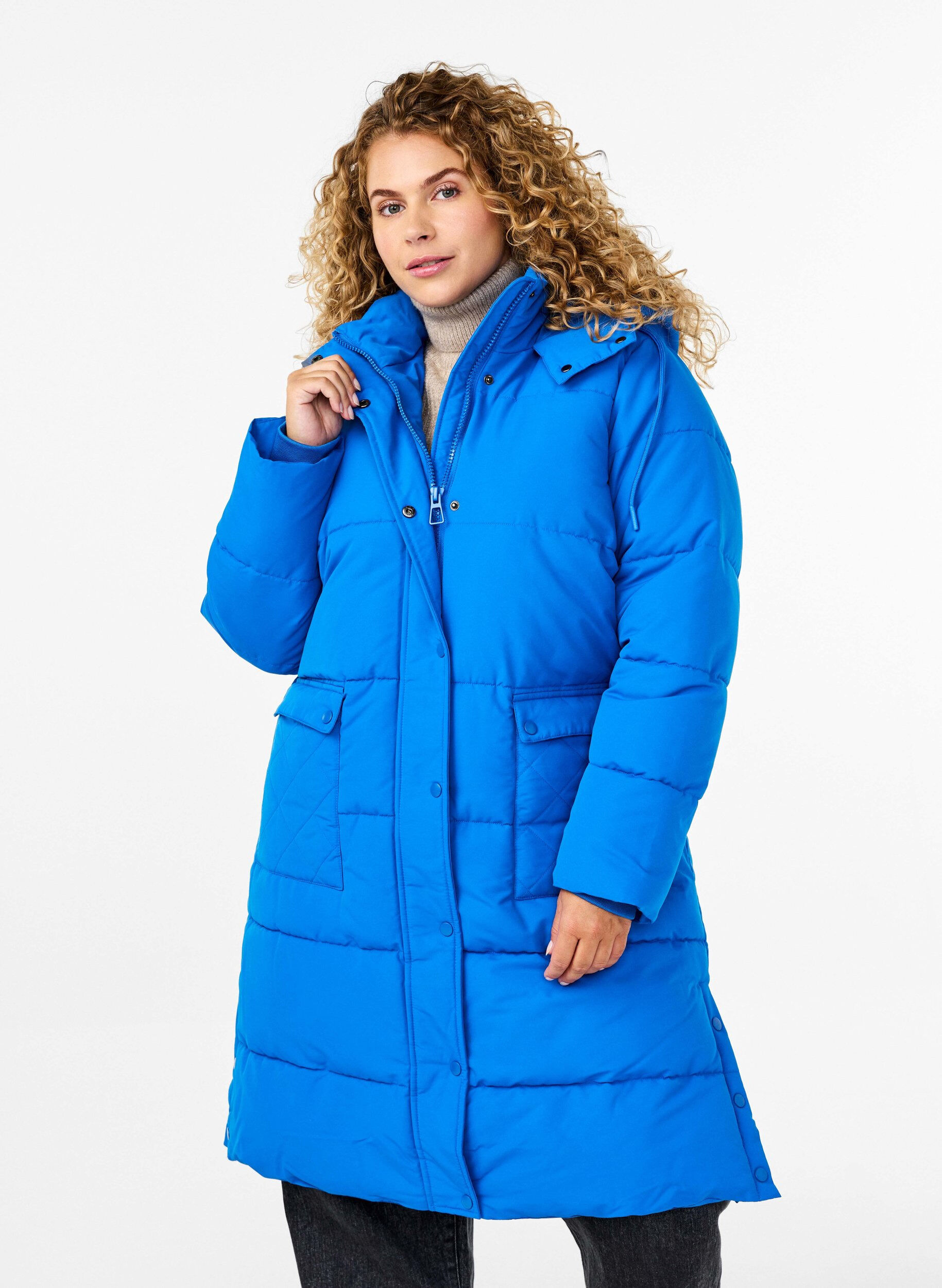 ZizziLange Pufferjacke mit Taschen und Kapuze, Blau, Model image number 0