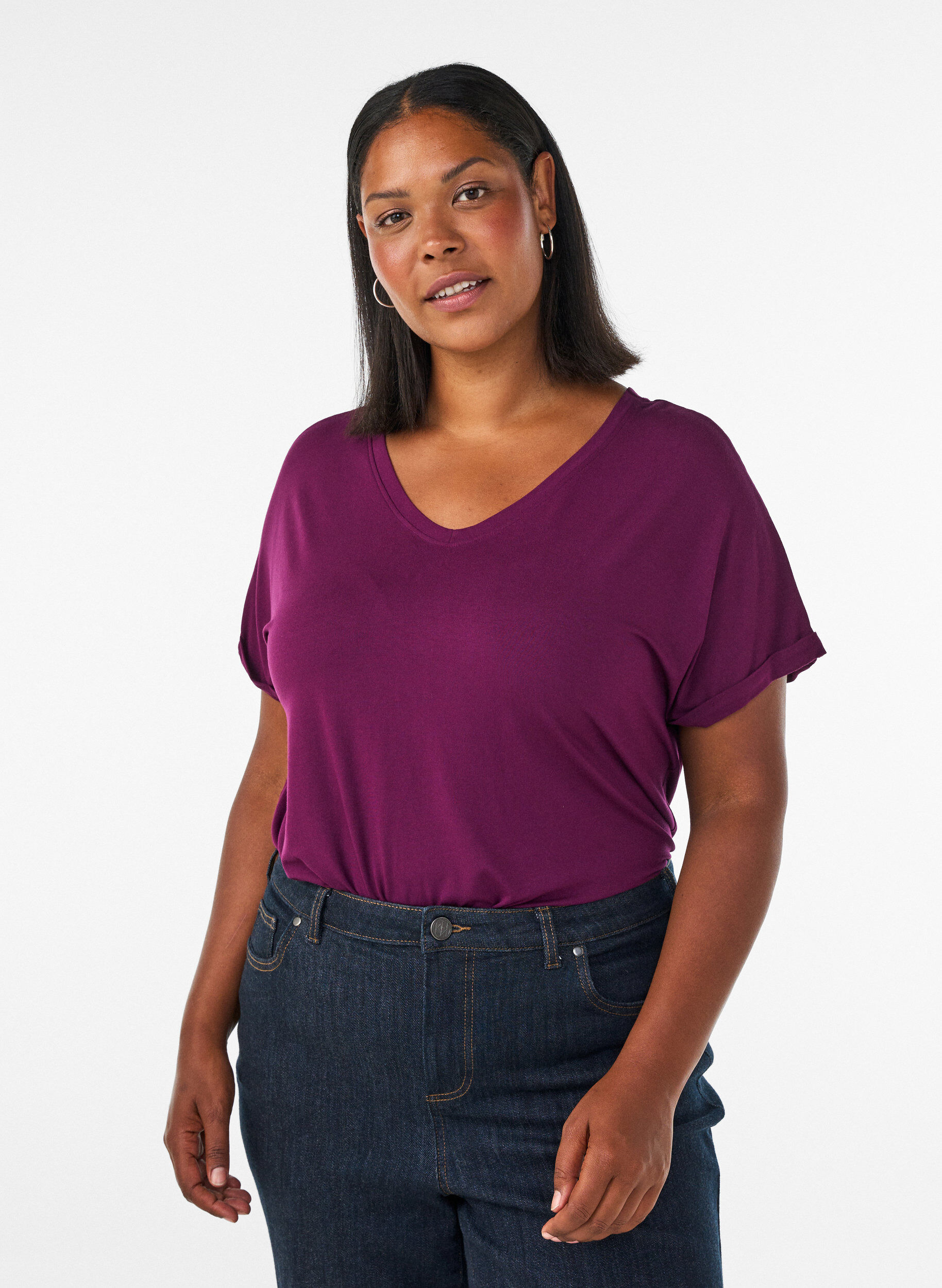 ZizziBasic T-Shirt aus Viskose mit V-Ausschnitt, Lila, Model image number 0