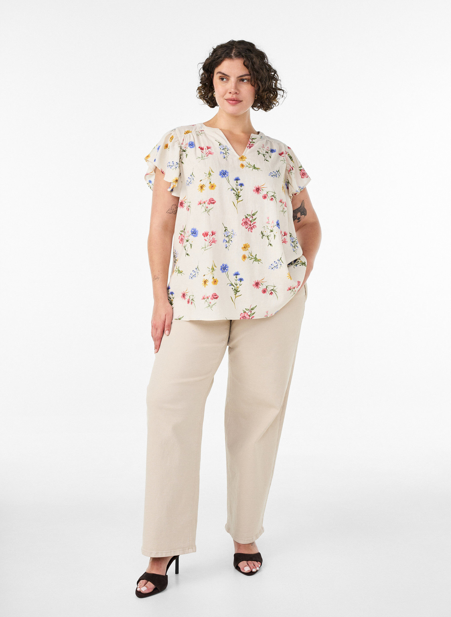 ZizziBluse aus Viskose und Leinen mit R&uuml;schen&auml;rmeln, Beige, Model image number 1
