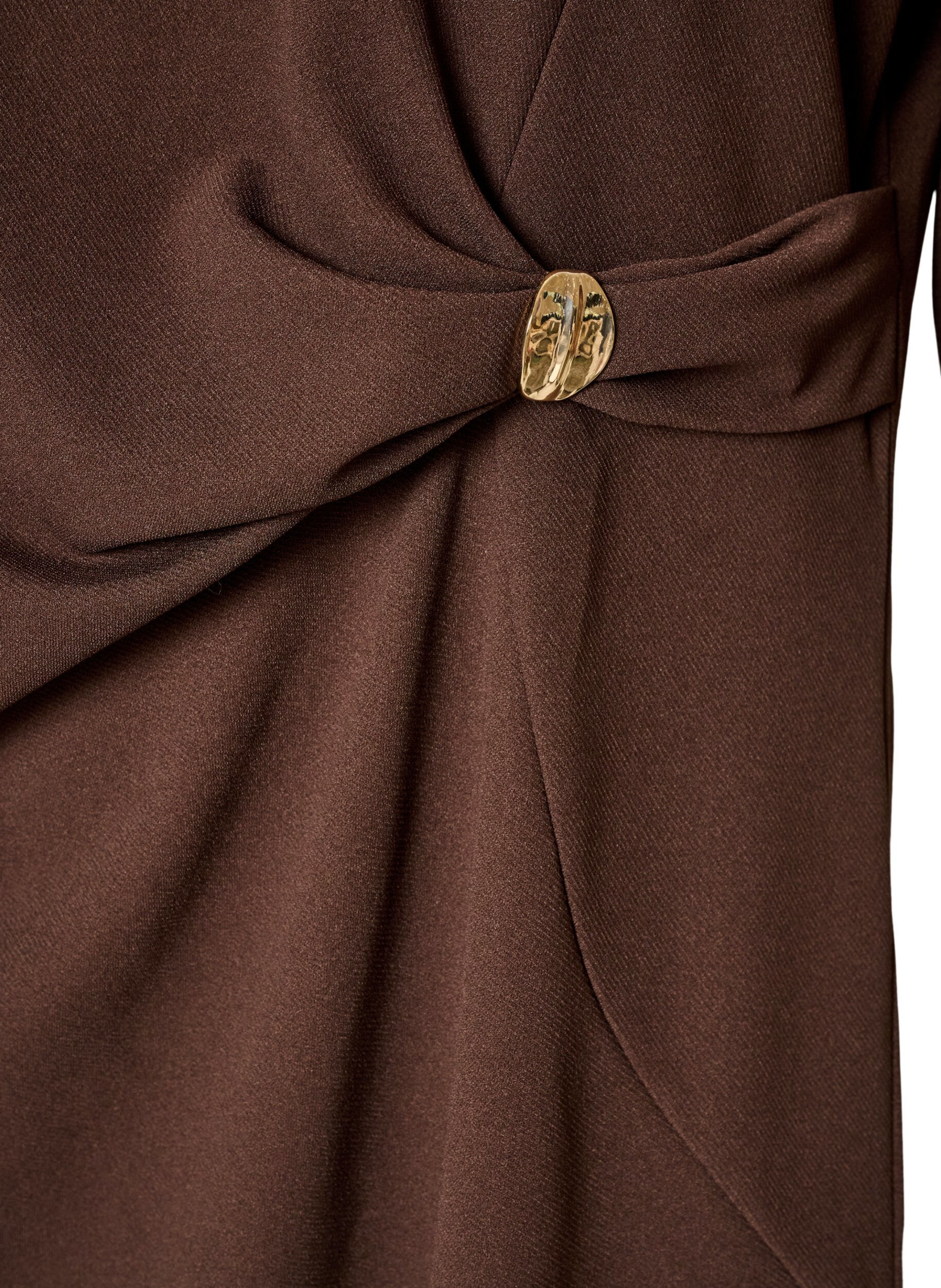 ZizziJerseykleid mit Drapierung und dekorativer Schnalle, Braun, Packshot image number 3