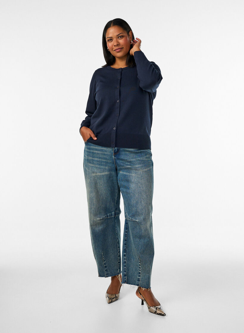 Feinstrick-Strickjacke mit Rundhalsausschnitt, Blau, Model image number 1