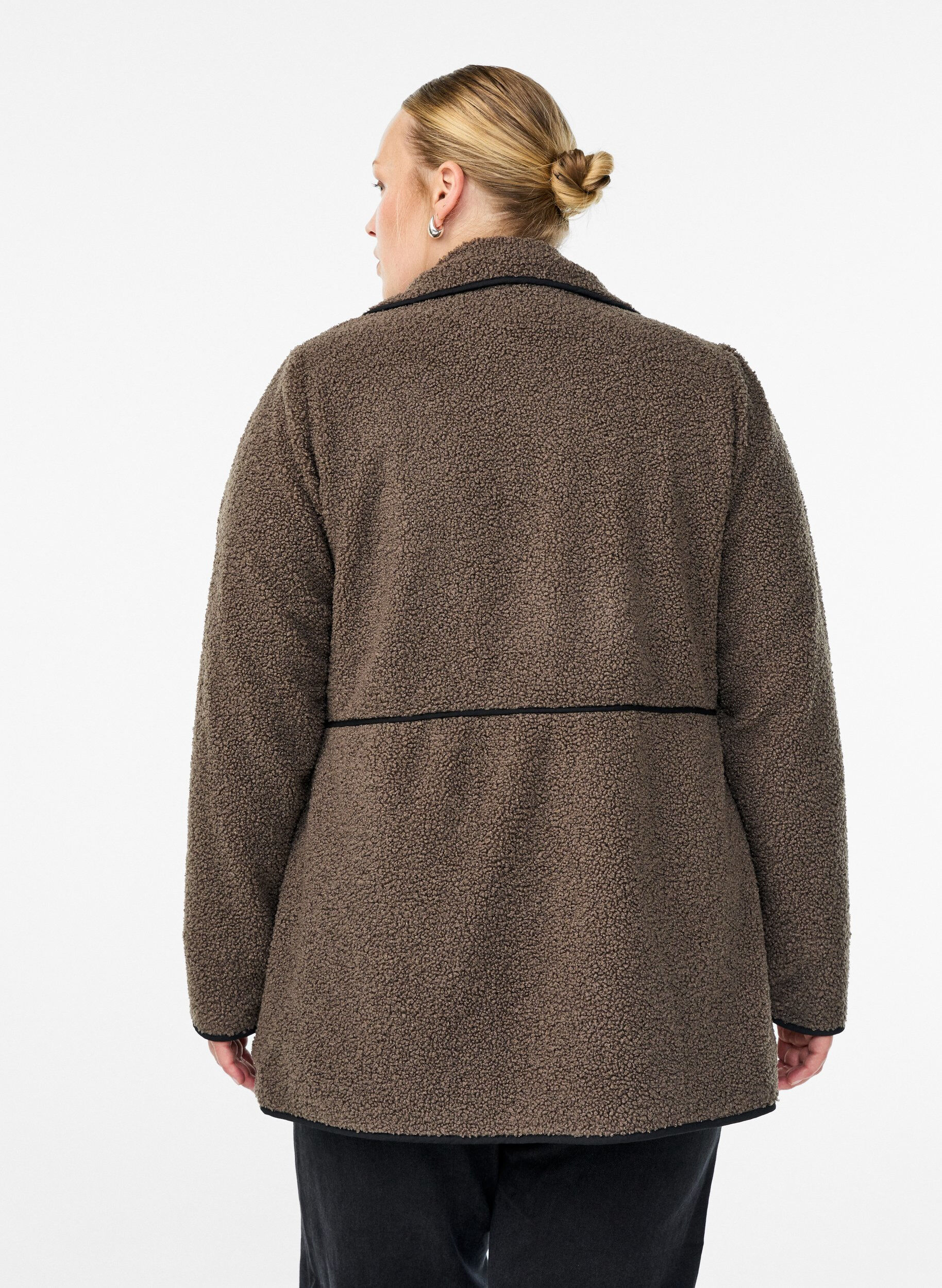 ZizziWeiche Teddyjacke mit Kontrastdetails, Braun, Model image number 2