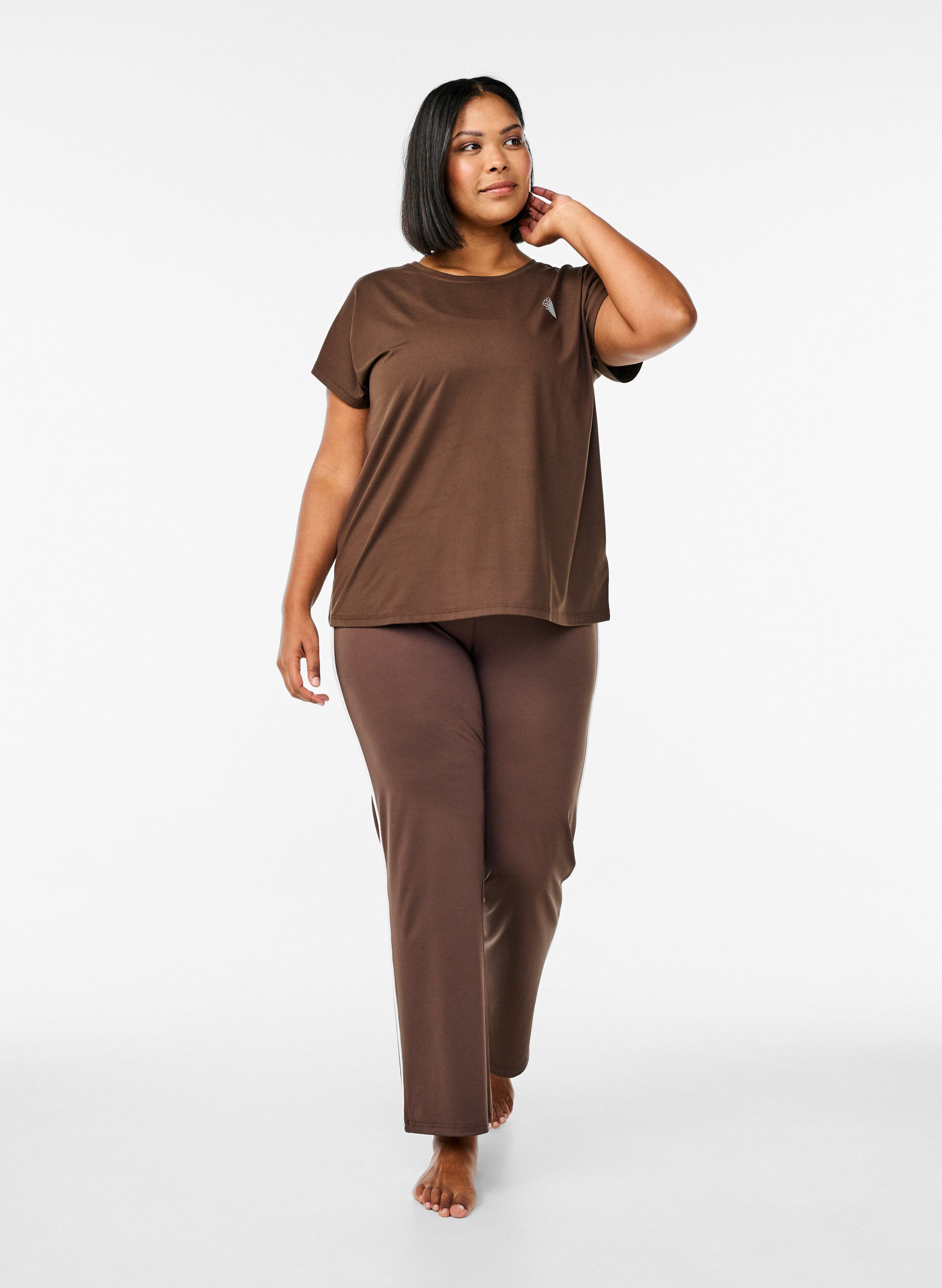 ZizziUnifarbenes T-Shirt f&uuml;rs Training, Braun, Model image number 1