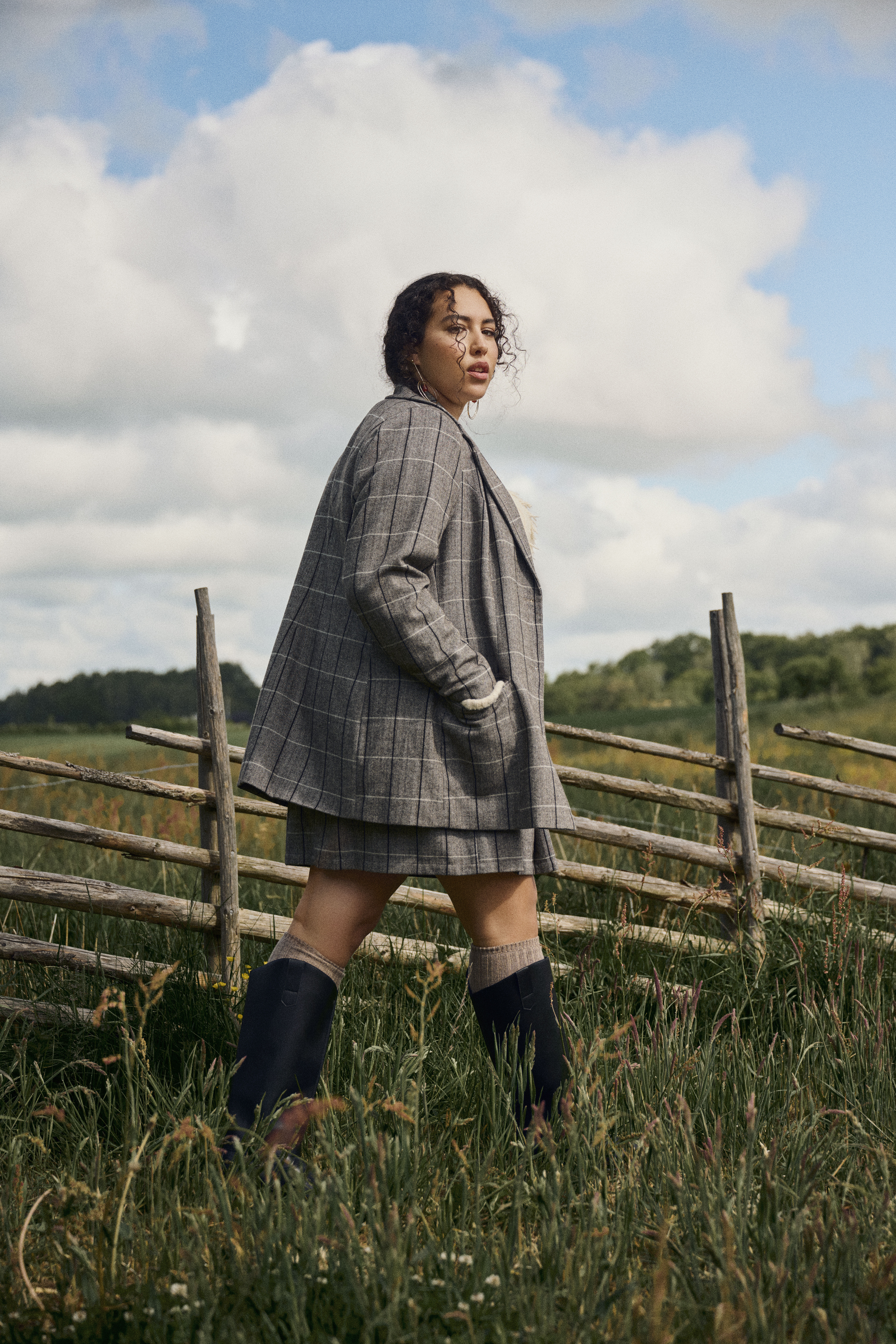 ZizziSet in grauen Karos, , Model