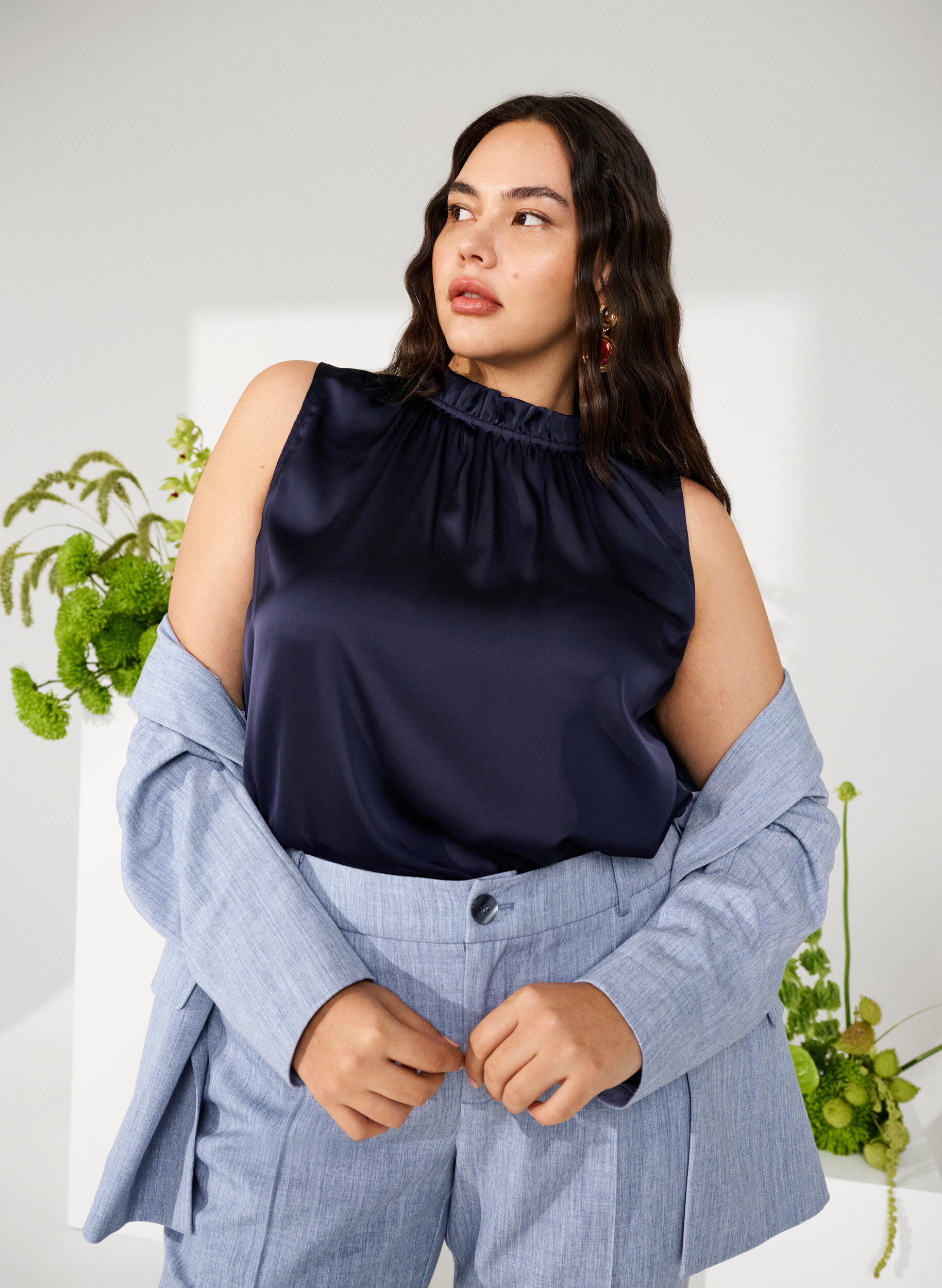 Zizzi&Auml;rmelloses Party-Top aus Satin, Night Sky, Image image number 0