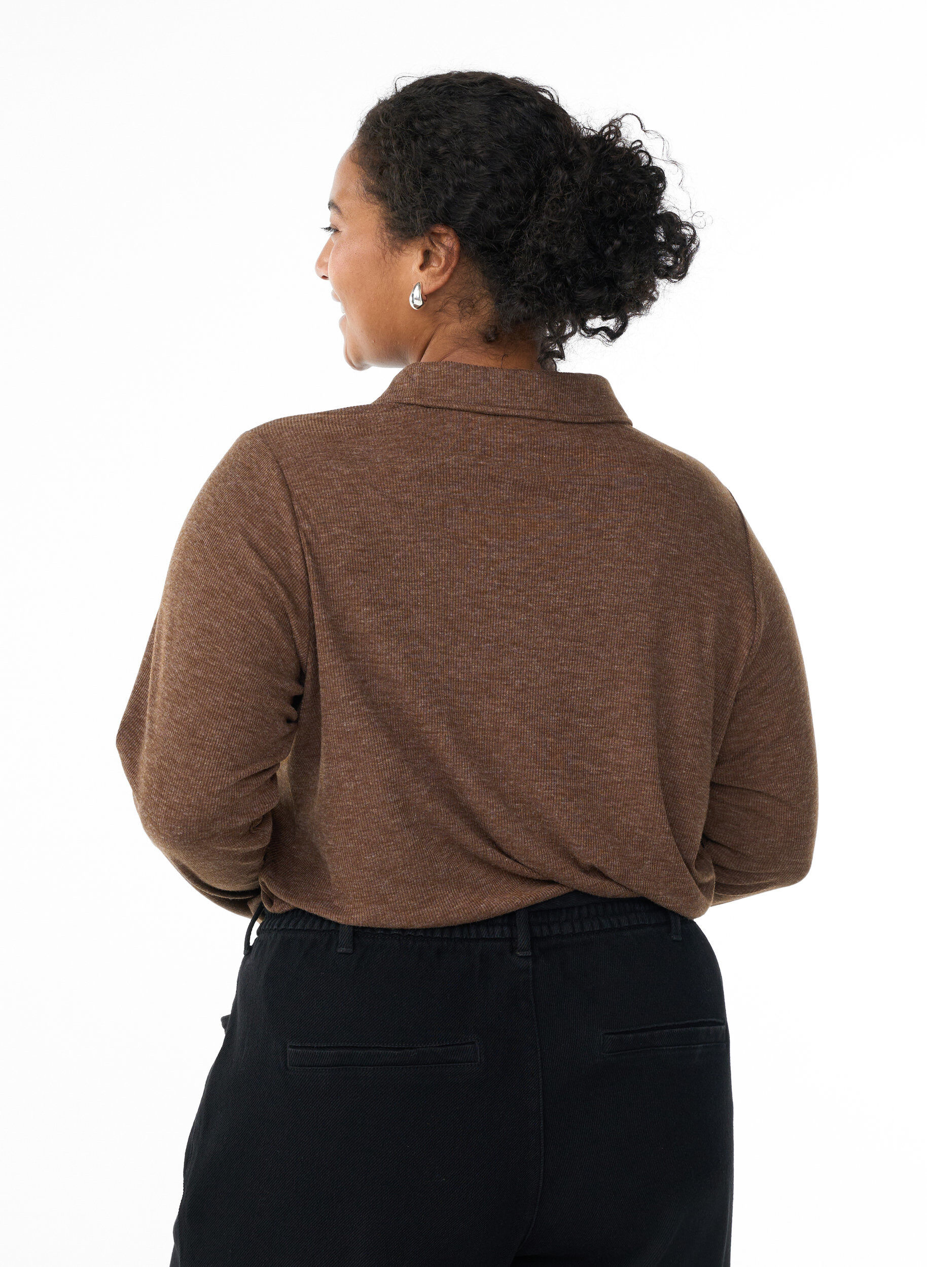 ZizziLang&auml;rmliges Poloshirt aus dehnbarem Rippmaterial, Braun, Model image number 2