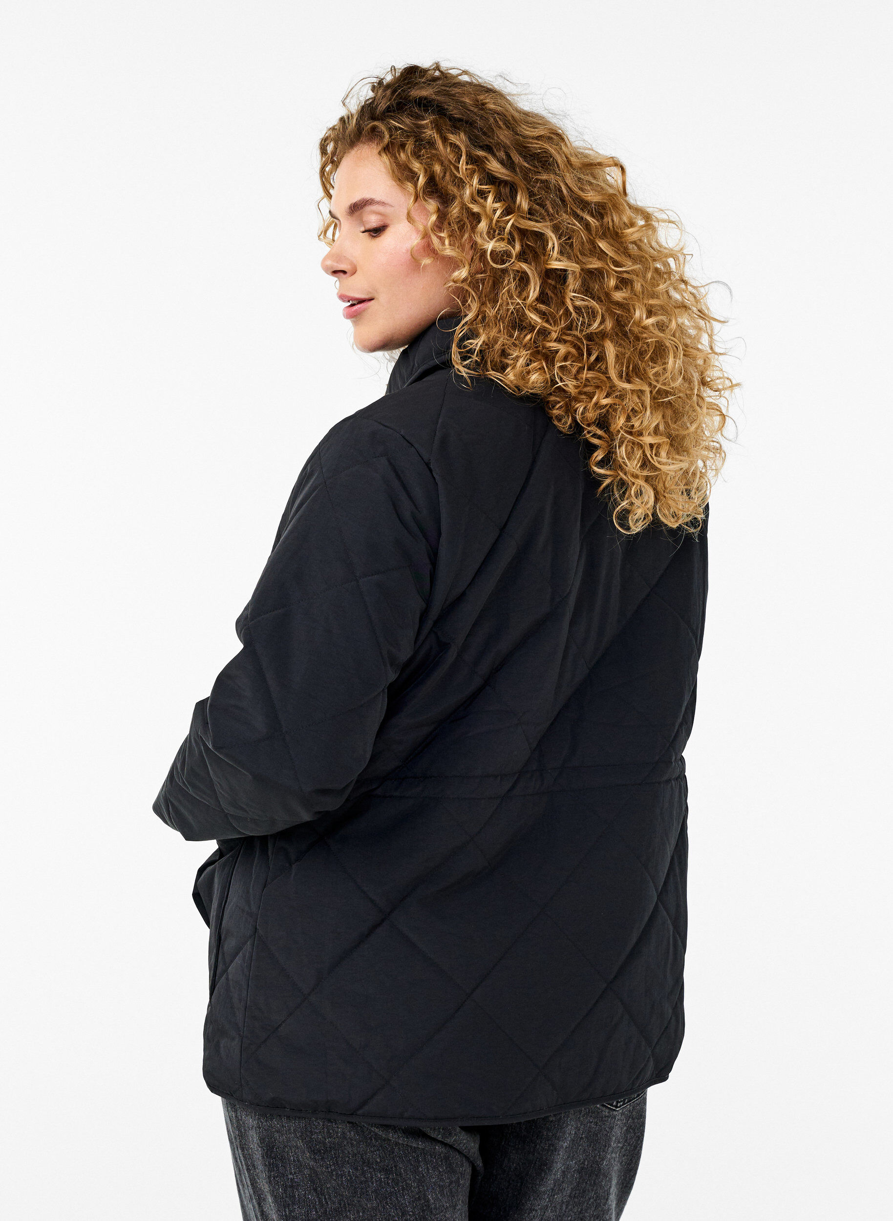 ZizziSteppjacke mit Kragen und Taschen, Schwarz, Model image number 2