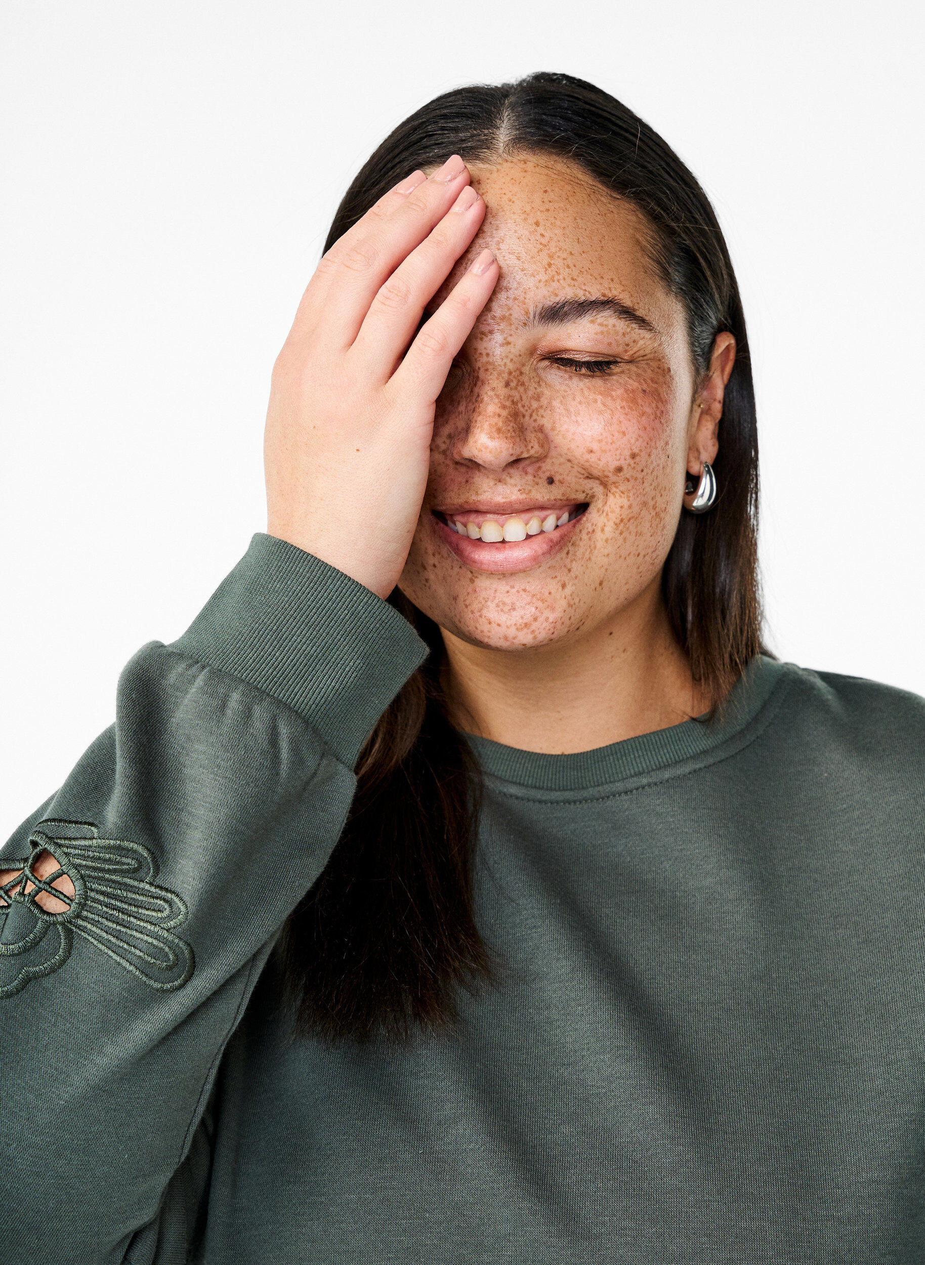 ZizziSweatshirt mit aufgestickten Cut-Outs, Thyme, Image image number 0