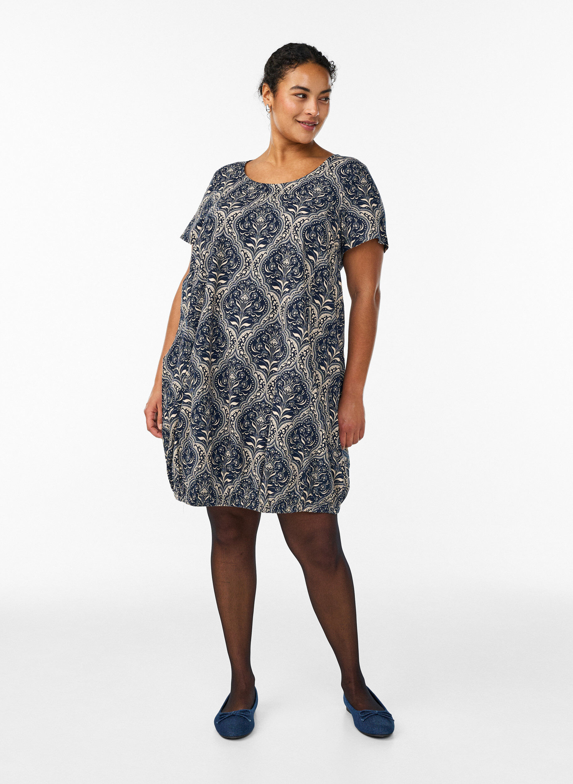 ZizziKurz&auml;rmliges Baumwollkleid mit Print, Blau, Model image number 1