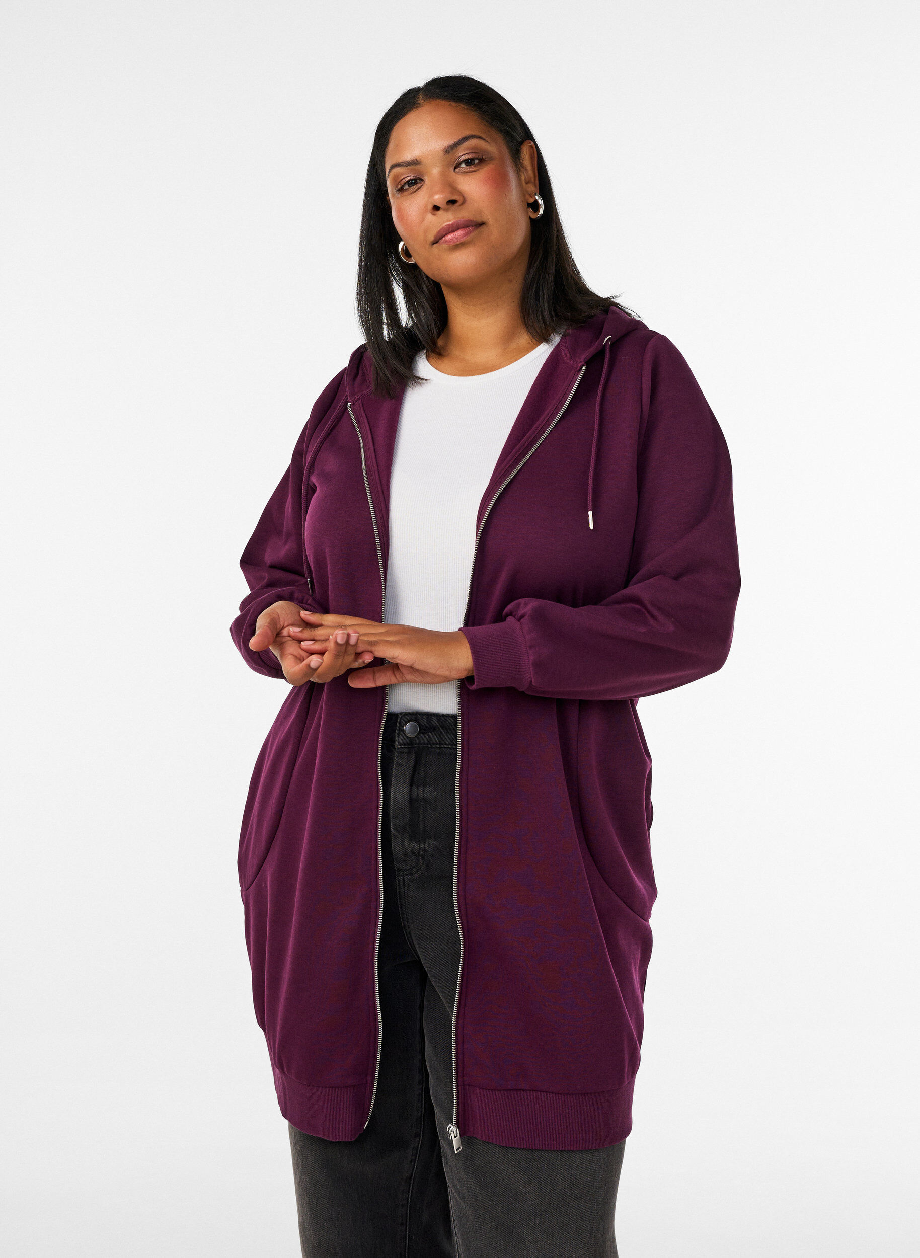 Langer Hoodie mit Rei&szlig;verschluss und Taschen, Lila, Model