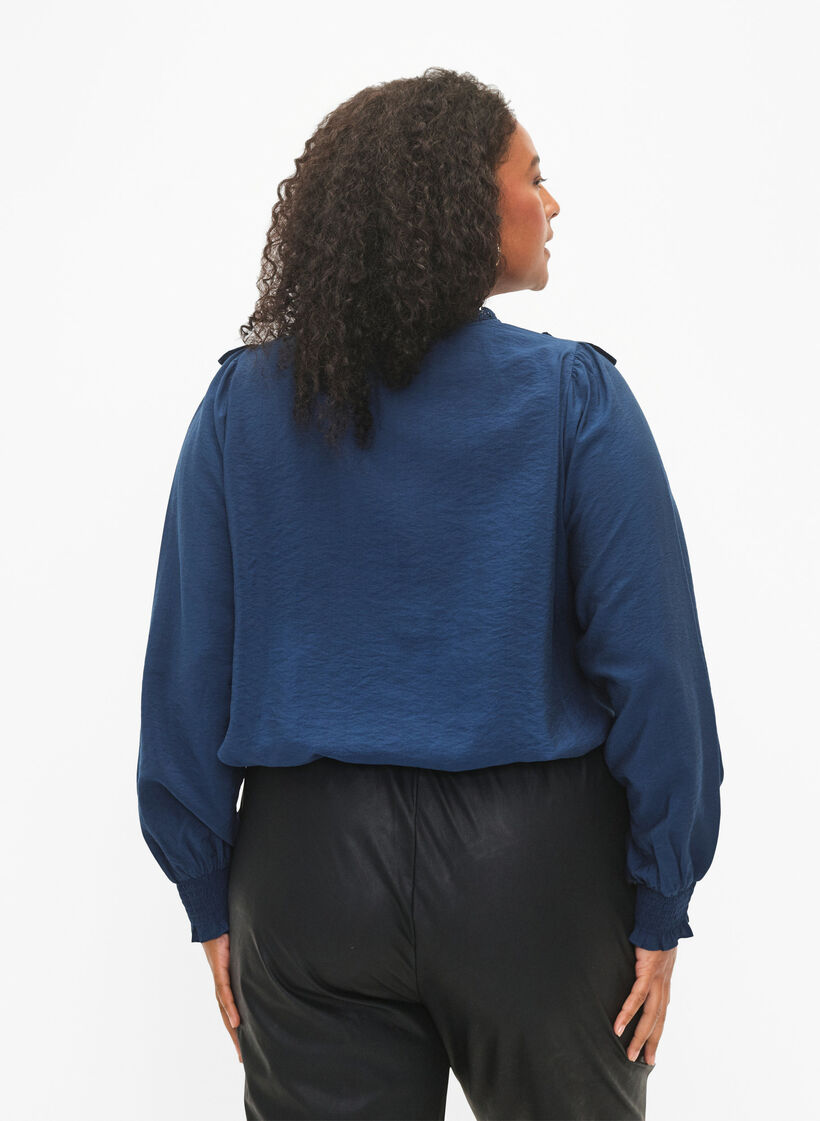  Viskosebluse mit Rüschen und Stickereien, Titan, Model image number 1