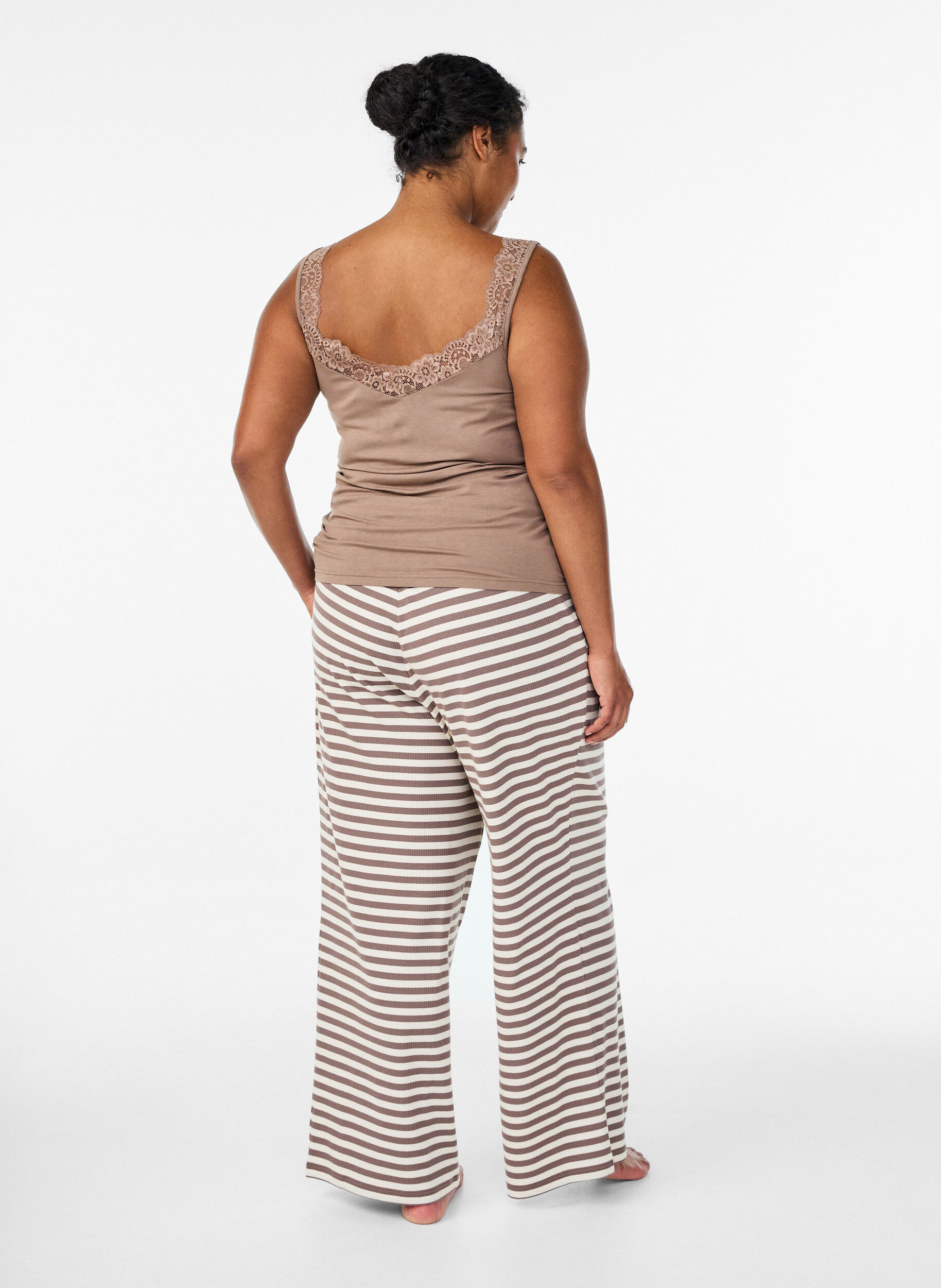 ZizziGestreifte Schlafanzughose mit hoher Taille und weiten Beinen, Beige, Model image number 1