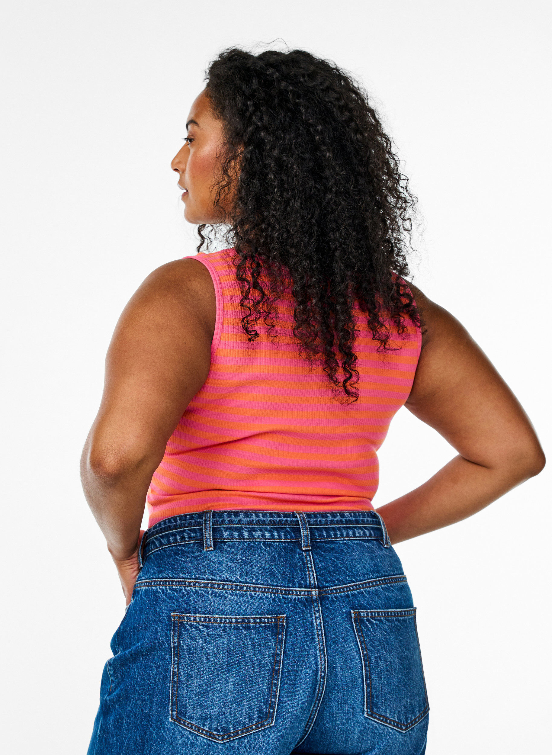 ZizziGestreiftes Tanktop mit Rippenstruktur, Melon B.Gum Stripe, Model image number 1