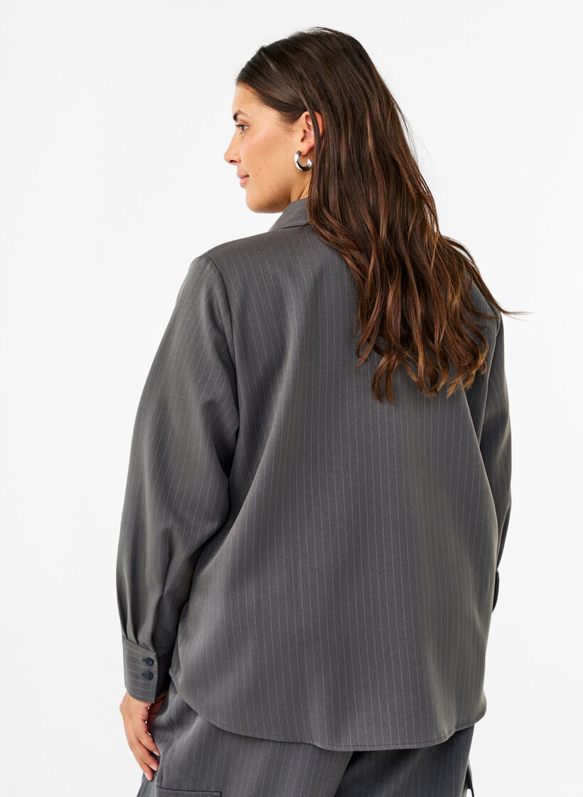  Nadelstreifenhemd mit Kragen und Brusttaschen, Dark Shadow Pin St., Model image number 1