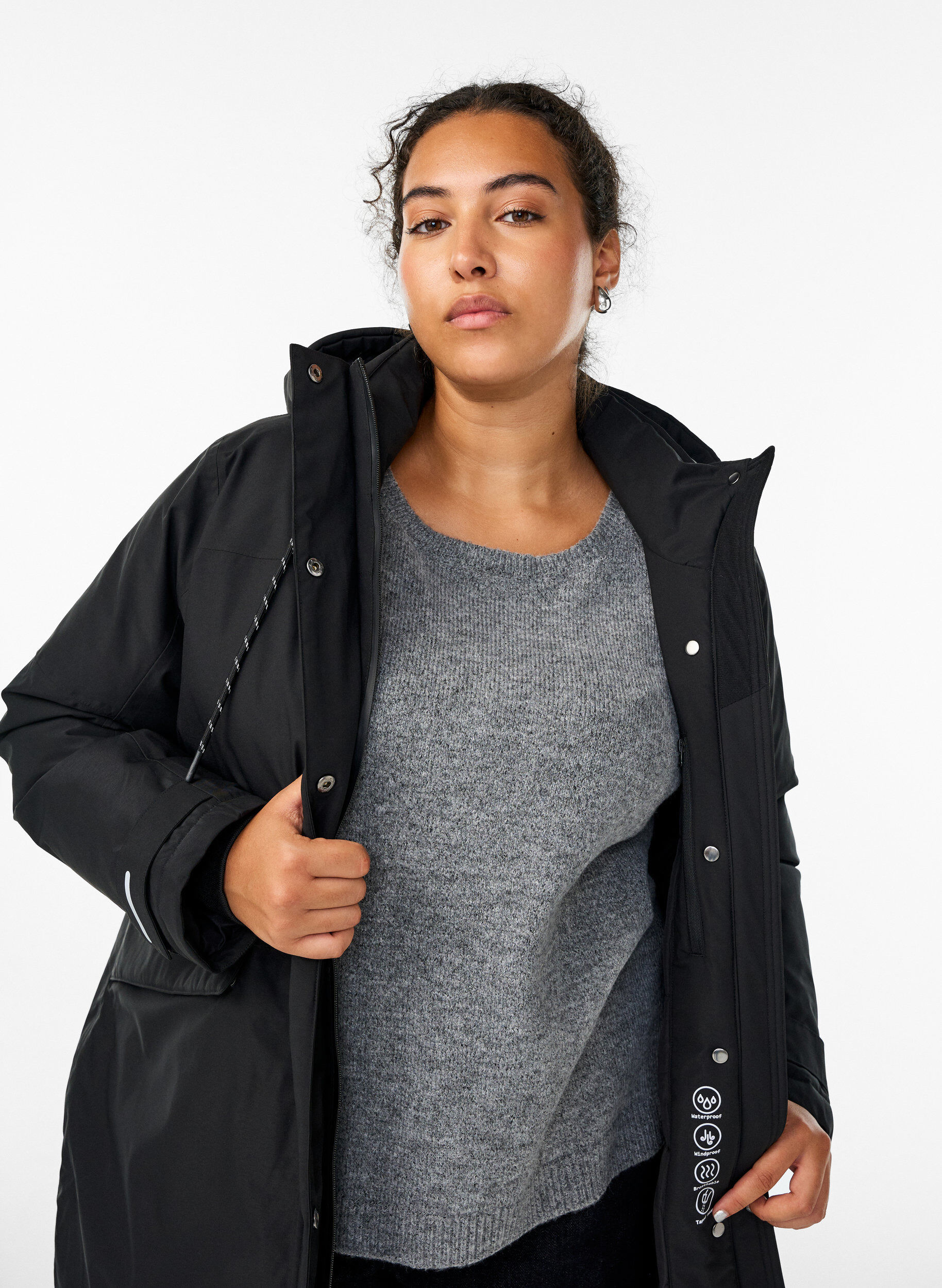 ZizziWasserabweisender Parka mit Kapuze und funktionellen Details, Schwarz, Model image number 3