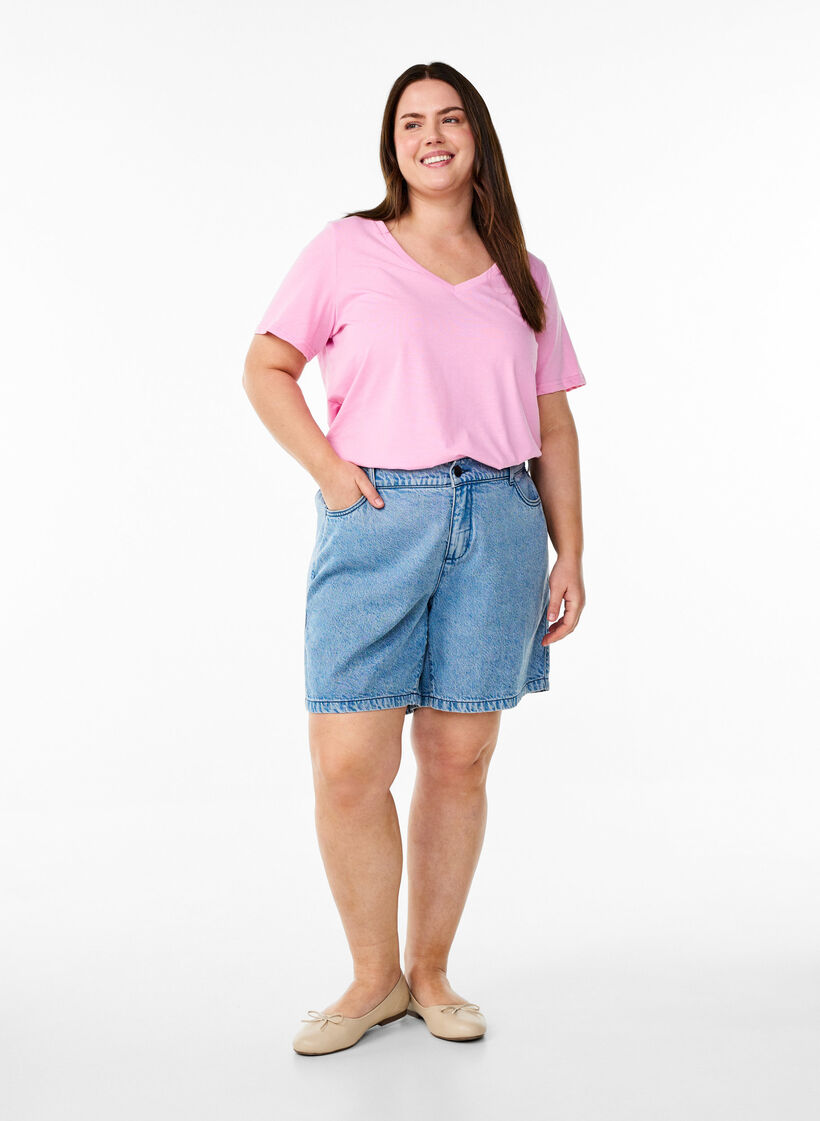 Kurzärmeliges T-Shirt mit V-Ausschnitt, Pink, Model image number 1