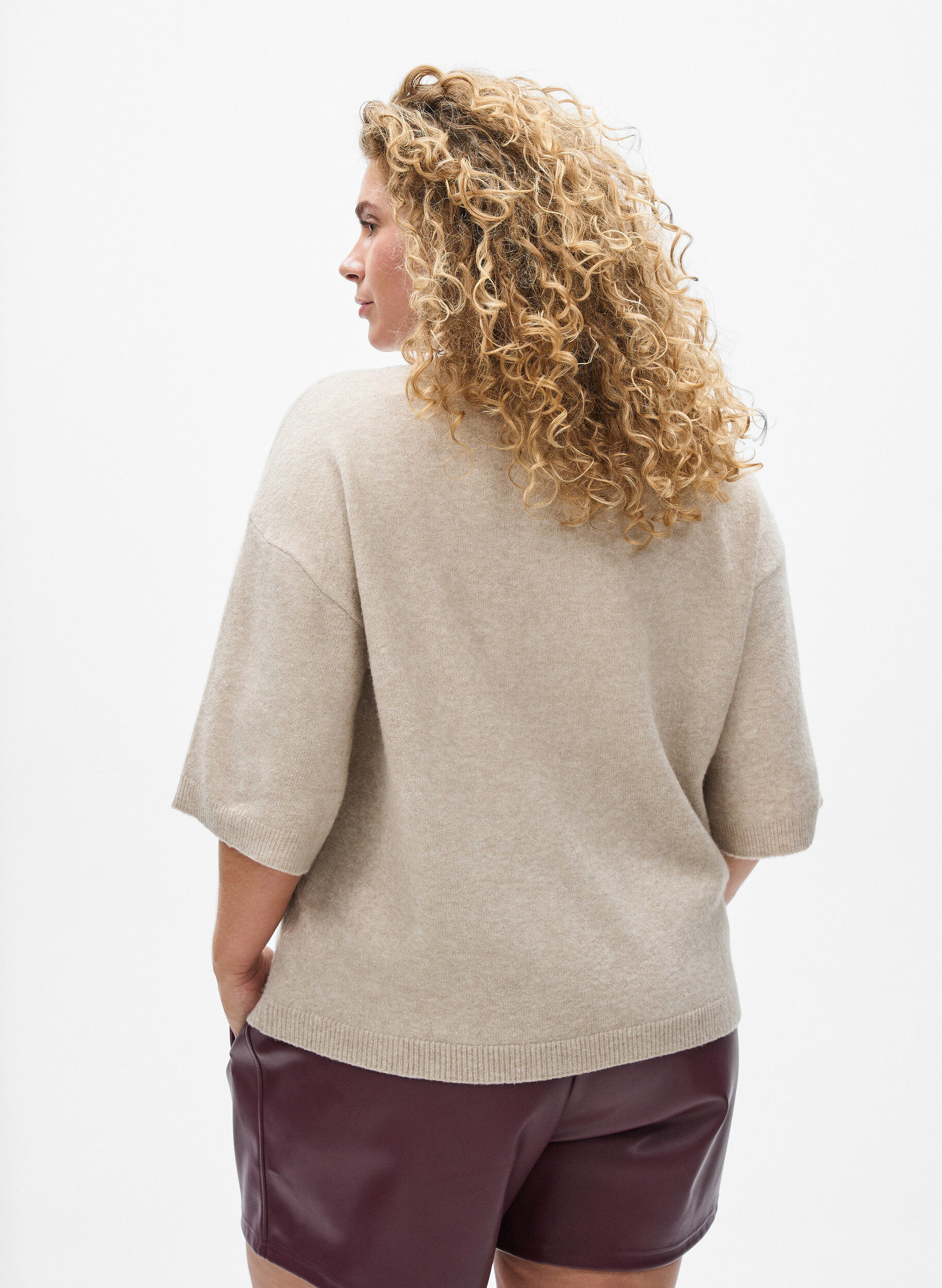 ZizziLocker sitzende Strickshirt mit kurzen &Auml;rmeln, Beige, Model image number 2