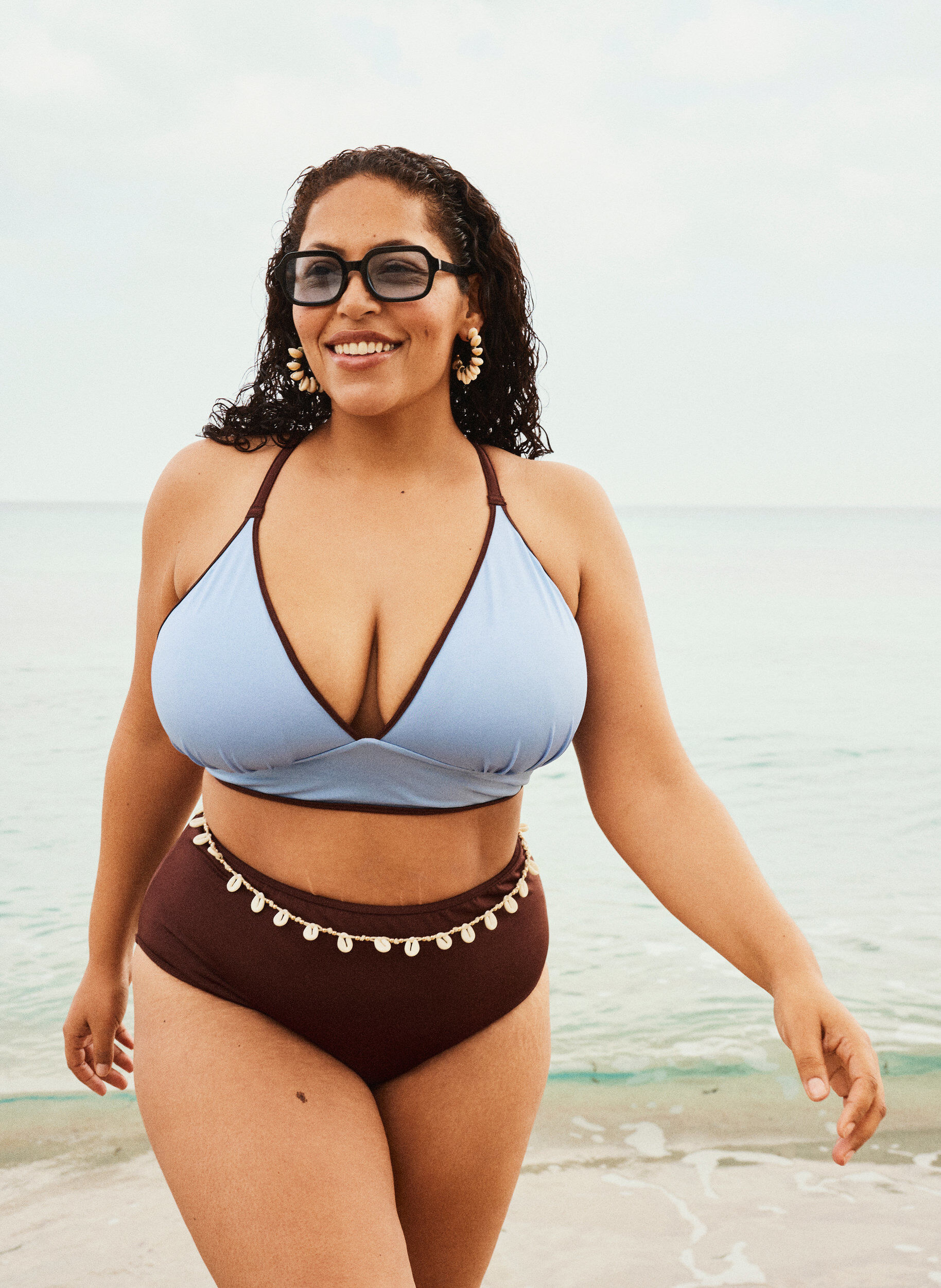 ZizziWende-Bikini-Top mit V-Ausschnitt und Kreuztr&auml;gern, Braun, Image image number 0