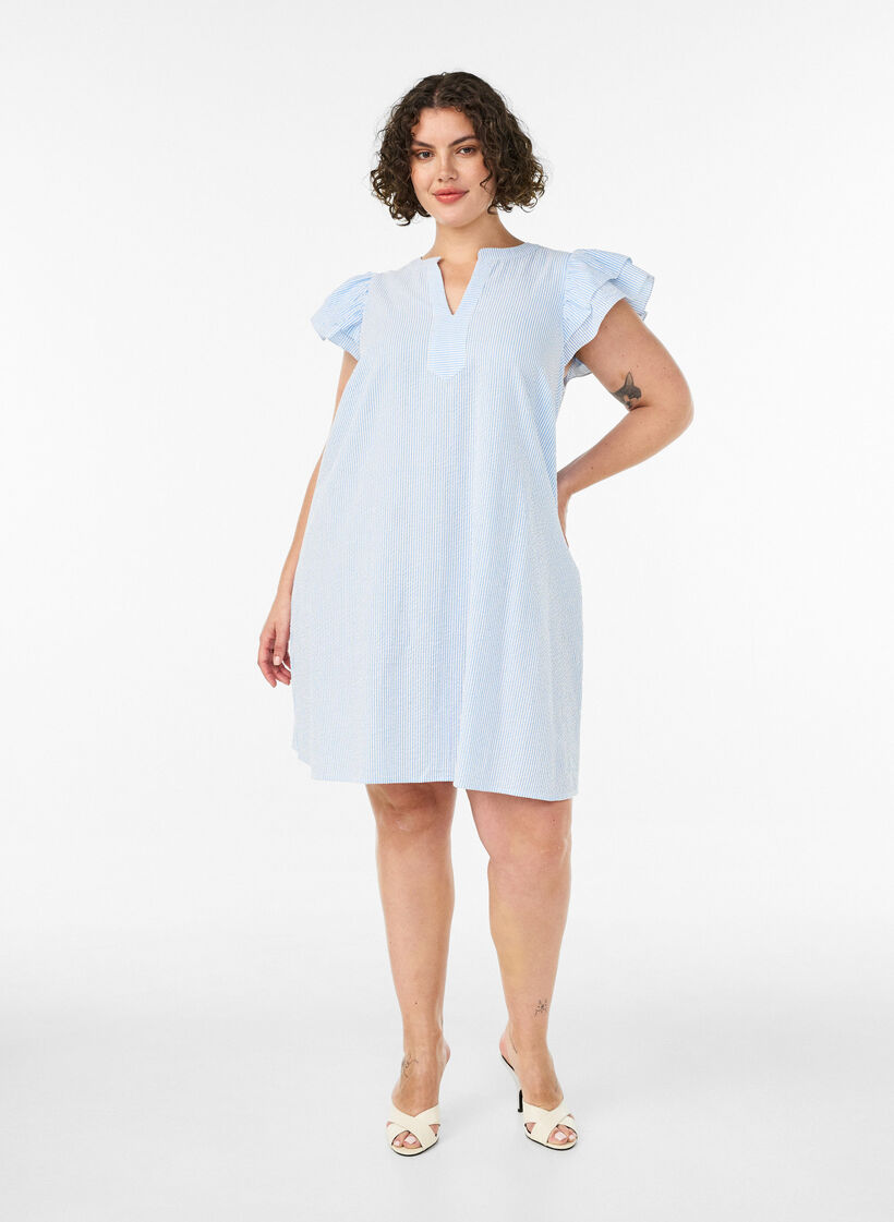 Gestreiftes Kleid aus Baumwolle mit R&uuml;schen und A-Linien-Schnitt, Blau, Model image number 1