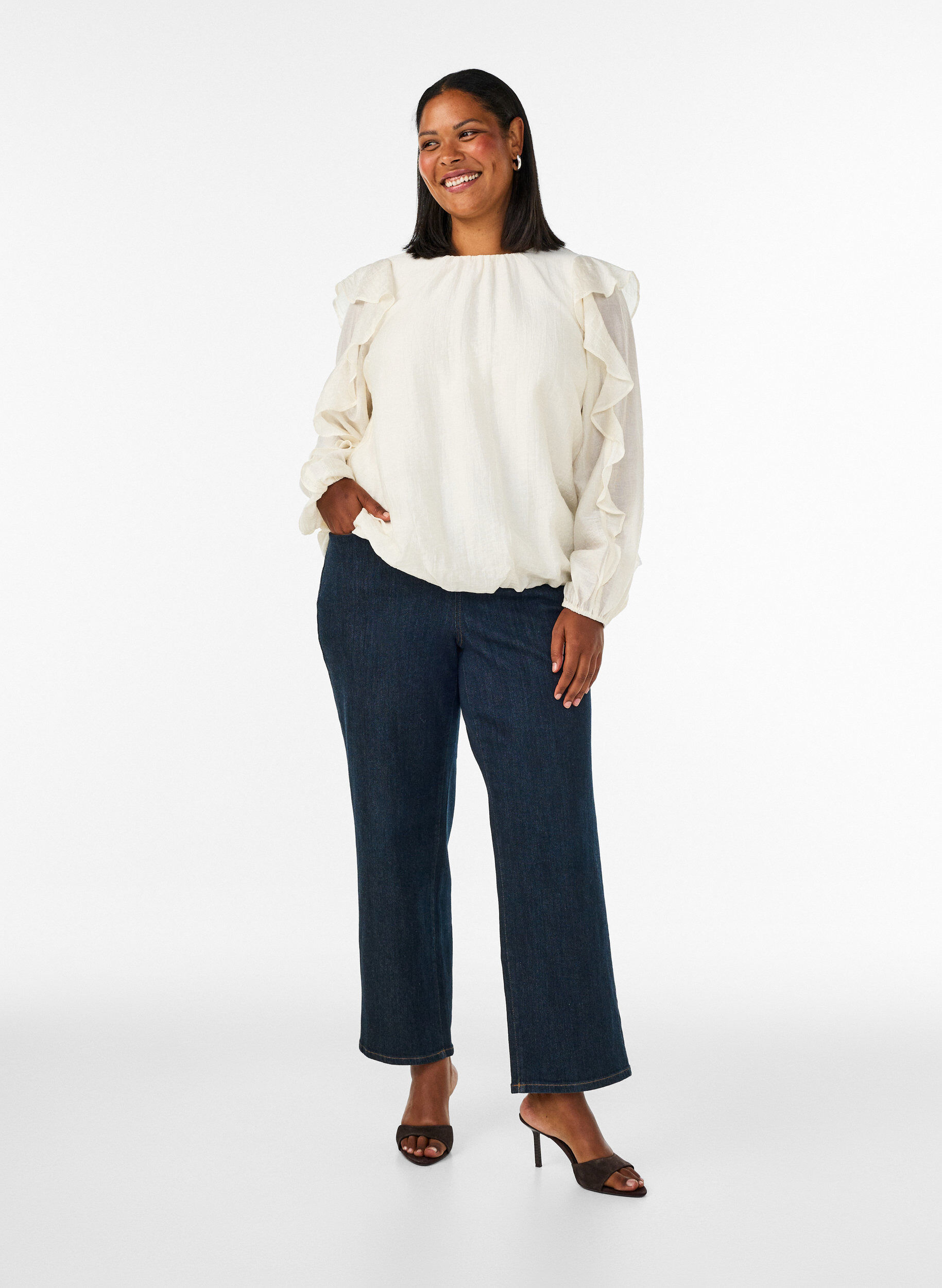 ZizziBallonbluse mit R&uuml;schen, Vanille, Model image number 1