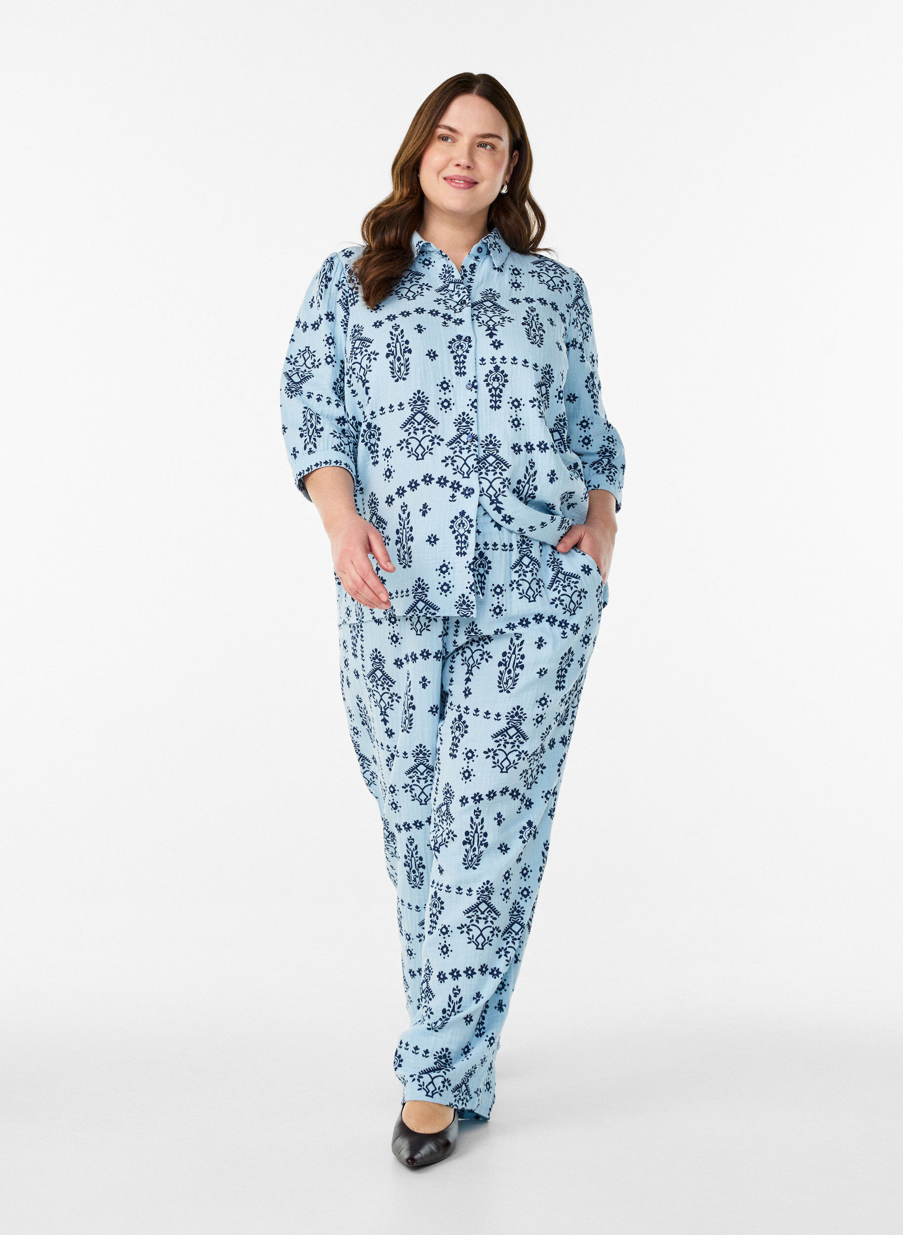 ZizziHemdbluse mit 3/4-&Auml;rmeln, Blau, Model image number 1