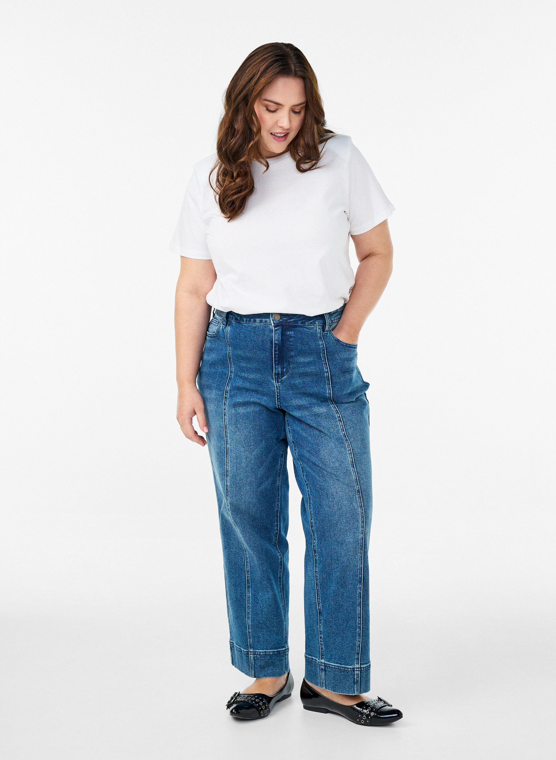 ZizziBasic-T-Shirt aus Baumwolle mit Schulterpolstern, Wei&szlig;, Model image number 1