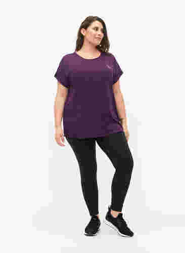 Kurzarm Trainingsshirt, Purple Pennant, Model image number 2