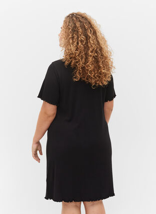 Kurzärmeliges Nachthemd mit Spitze, Black, Model image number 1