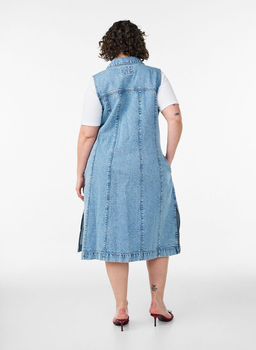 &Auml;rmelloses Jeanskleid mit Knopfleiste und Schlitzen, Blau, Model image number 1