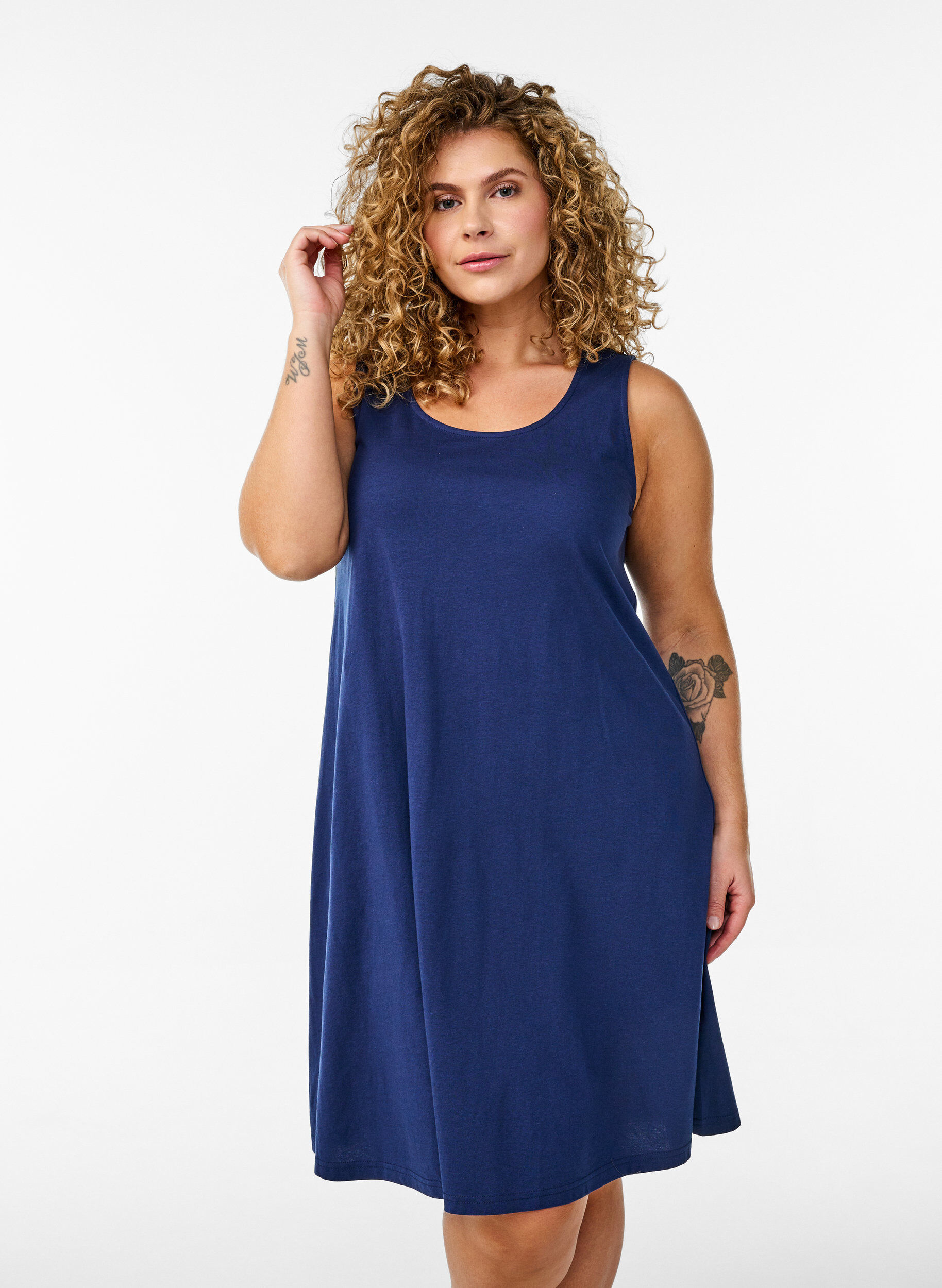&Auml;rmelloses Kleid in A-Linie, Blau, Model