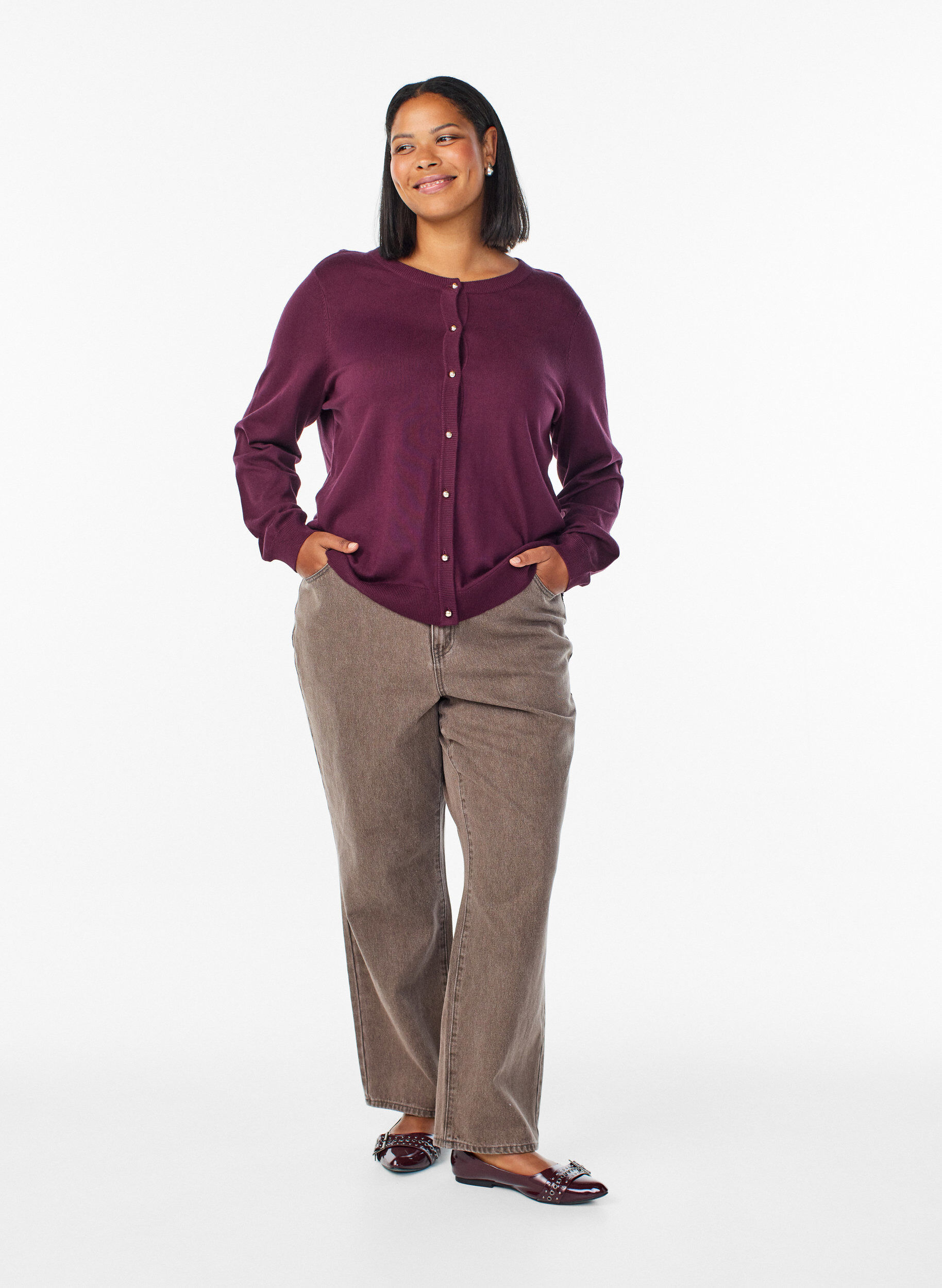 ZizziFeinstrick-Strickjacke mit Kugelkn&ouml;pfen, Rot, Model image number 1