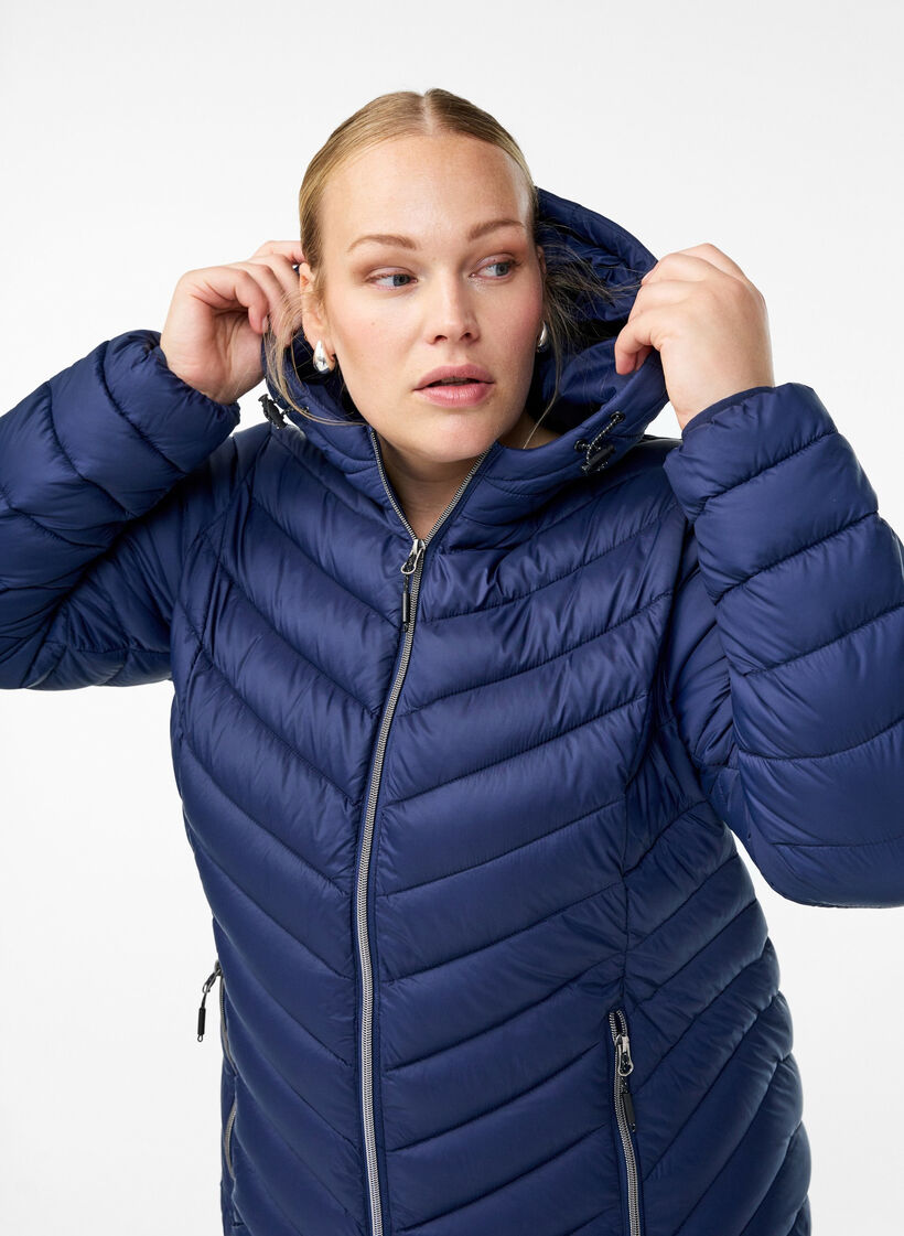 Leichte Steppjacke mit Kapuze, Blau, Model image number 3