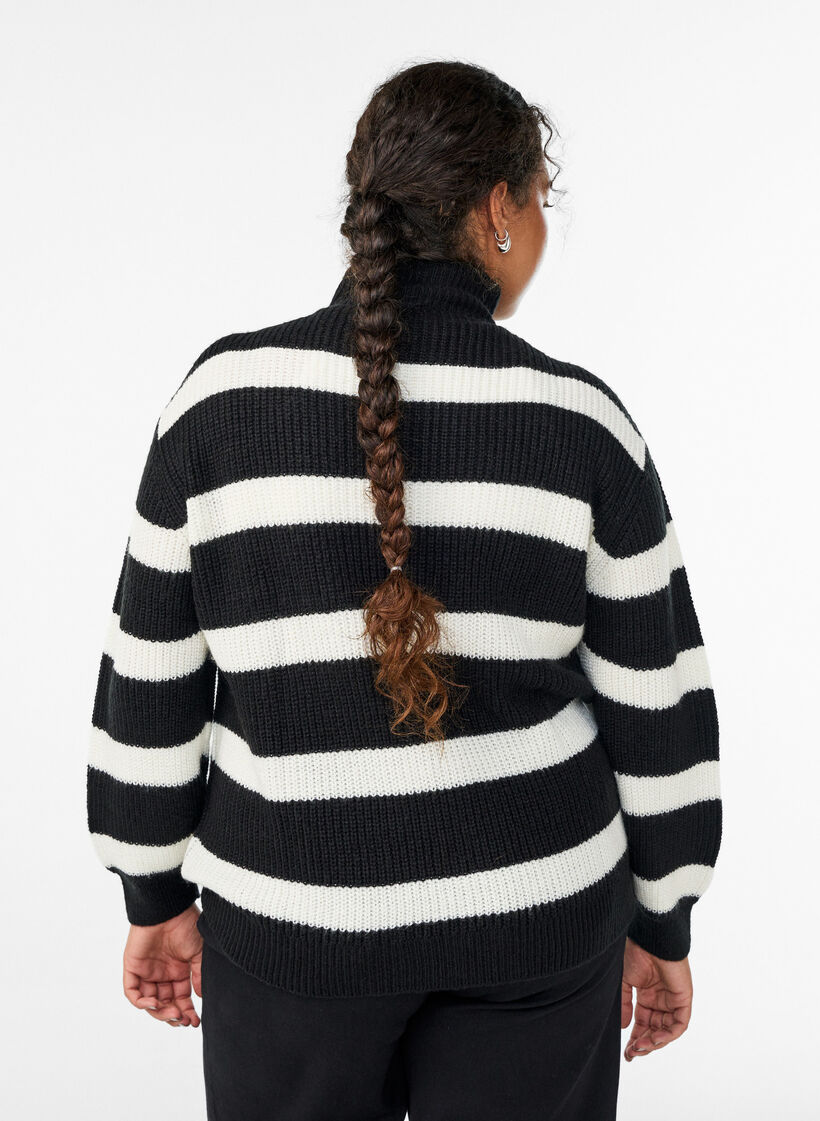 Strickpullover mit hohem Kragen und Rei&szlig;verschluss, Schwarz, Model image number 2