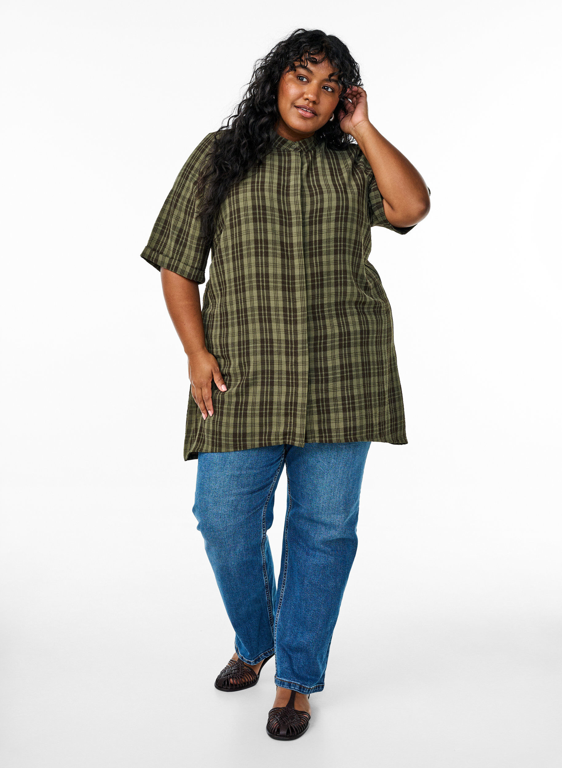 ZizziTunika mit kurzen &Auml;rmeln und kariertem Muster, Gr&uuml;n, Model image number 1