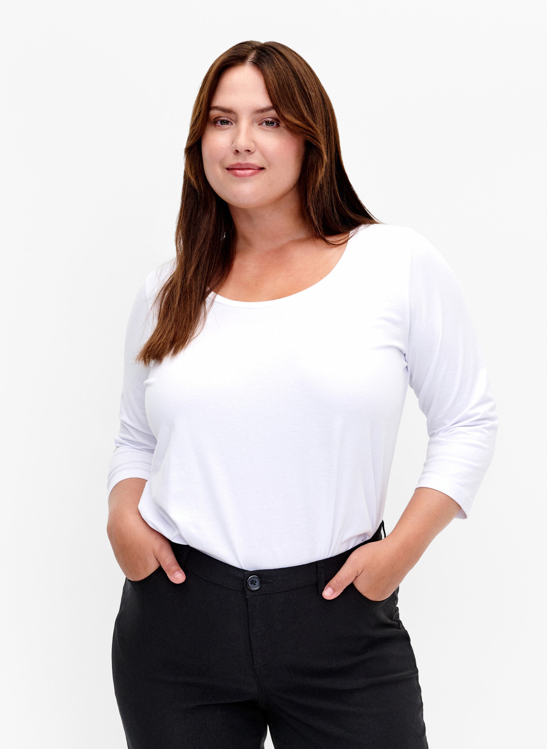 Basic T-Shirt aus Baumwolle mit 3/4-&Auml;rmeln, Wei&szlig;, Model