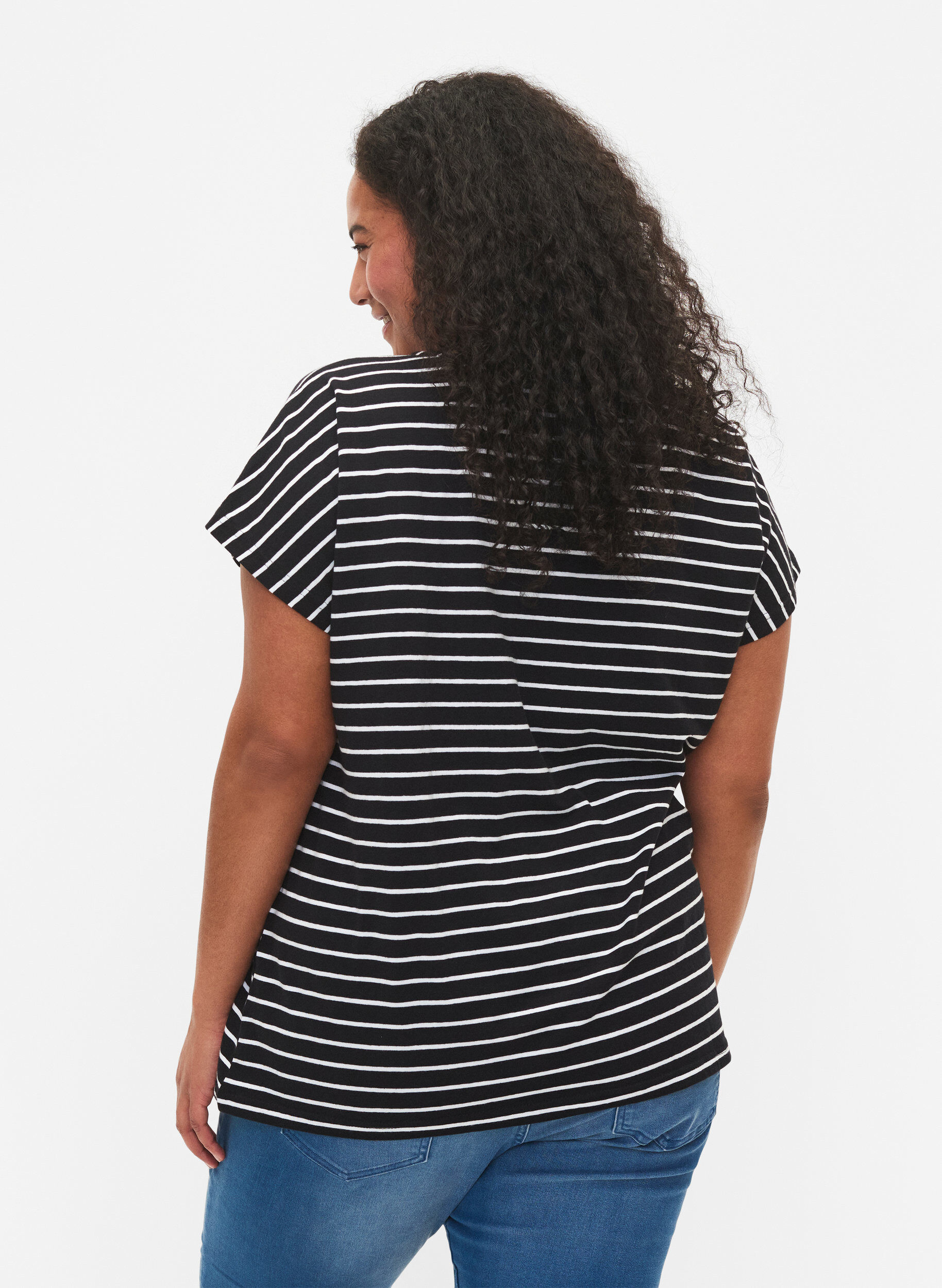 ZizziT-Shirt aus Baumwolle mit Streifen, Black W. Stripe, Model image number 1