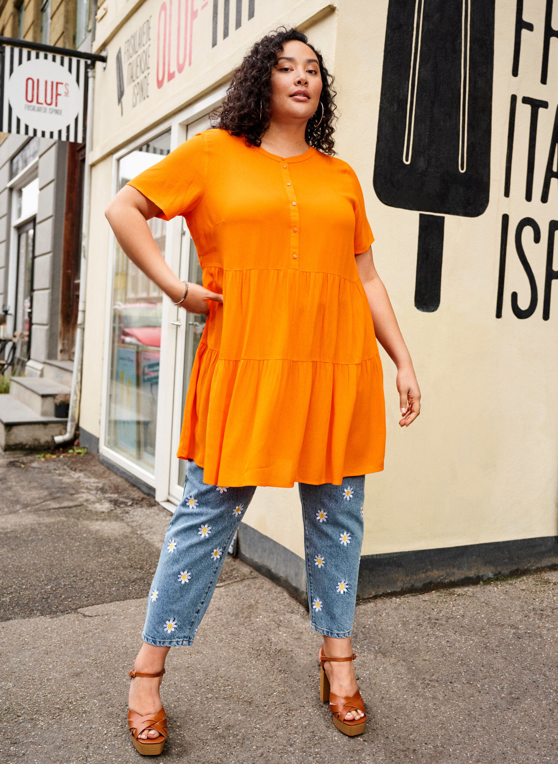 ZizziKurzarm-Kleid aus Viskose mit A-Linie, Exuberance, Image image number 0