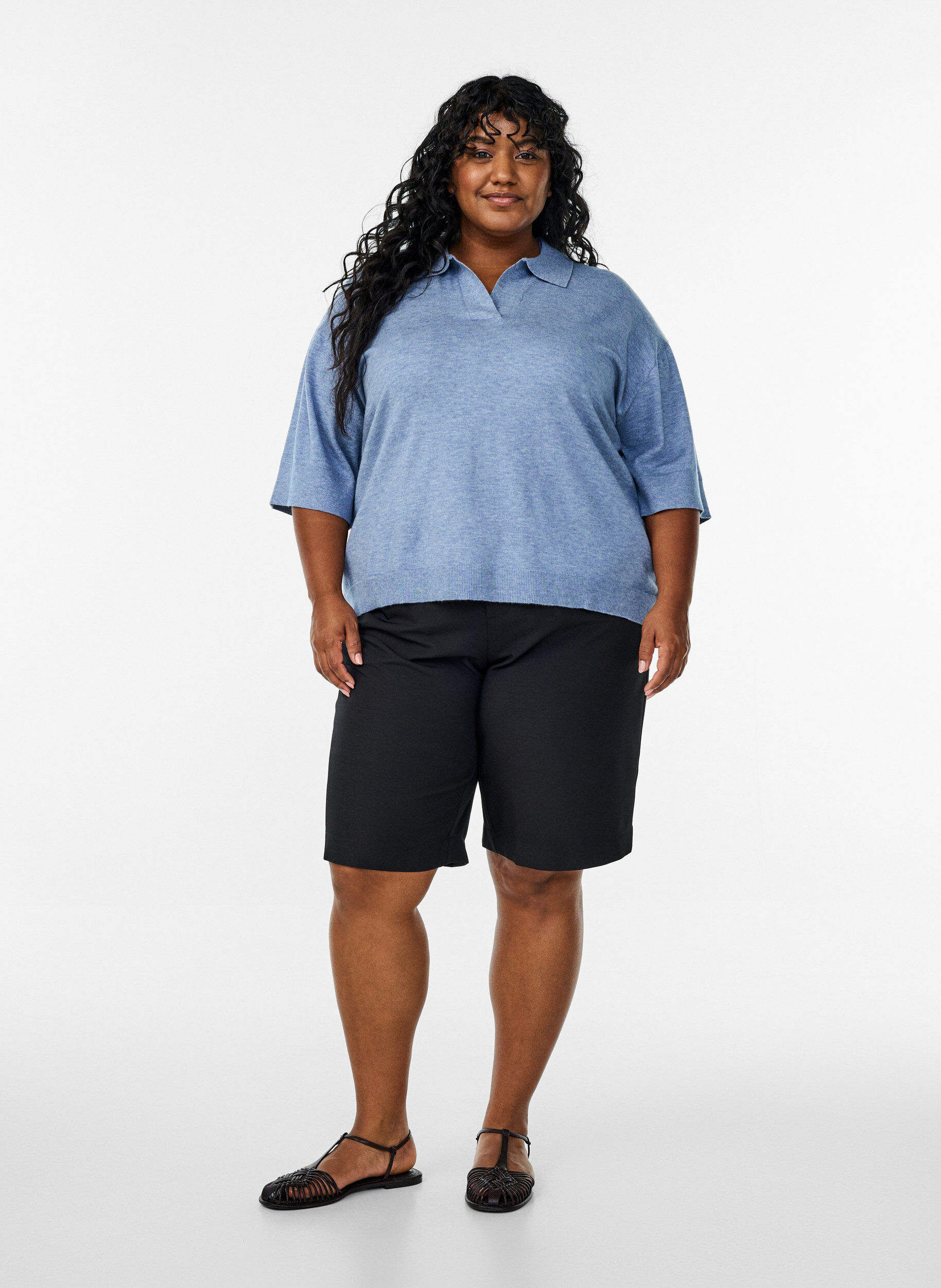 ZizziStrickbluse mit Kragen und kurzen &Auml;rmeln, Blau, Model image number 1