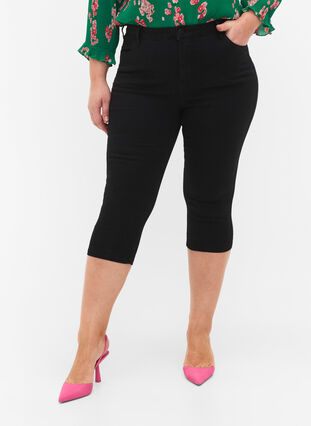 Hoch taillierte Amy Capri Jeans mit Super Slim Fit, Black, Model image number 2