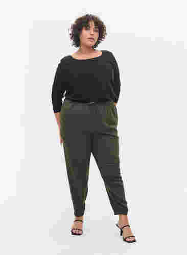 2er-Pack Basic-Bluse aus Baumwolle, Black/Bright W, Model image number 2