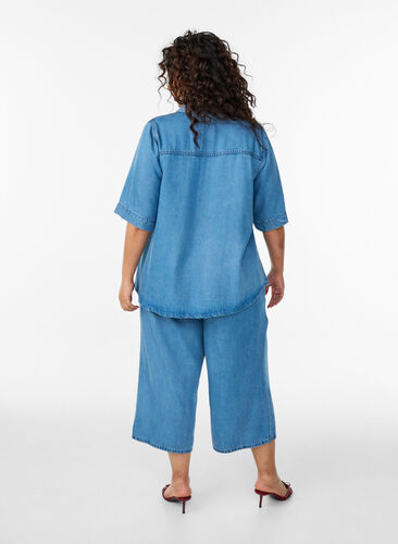 ZizziCulotte aus Lyocell mit weitem Bein in Jeans-Optik, Blau, Model image number 1