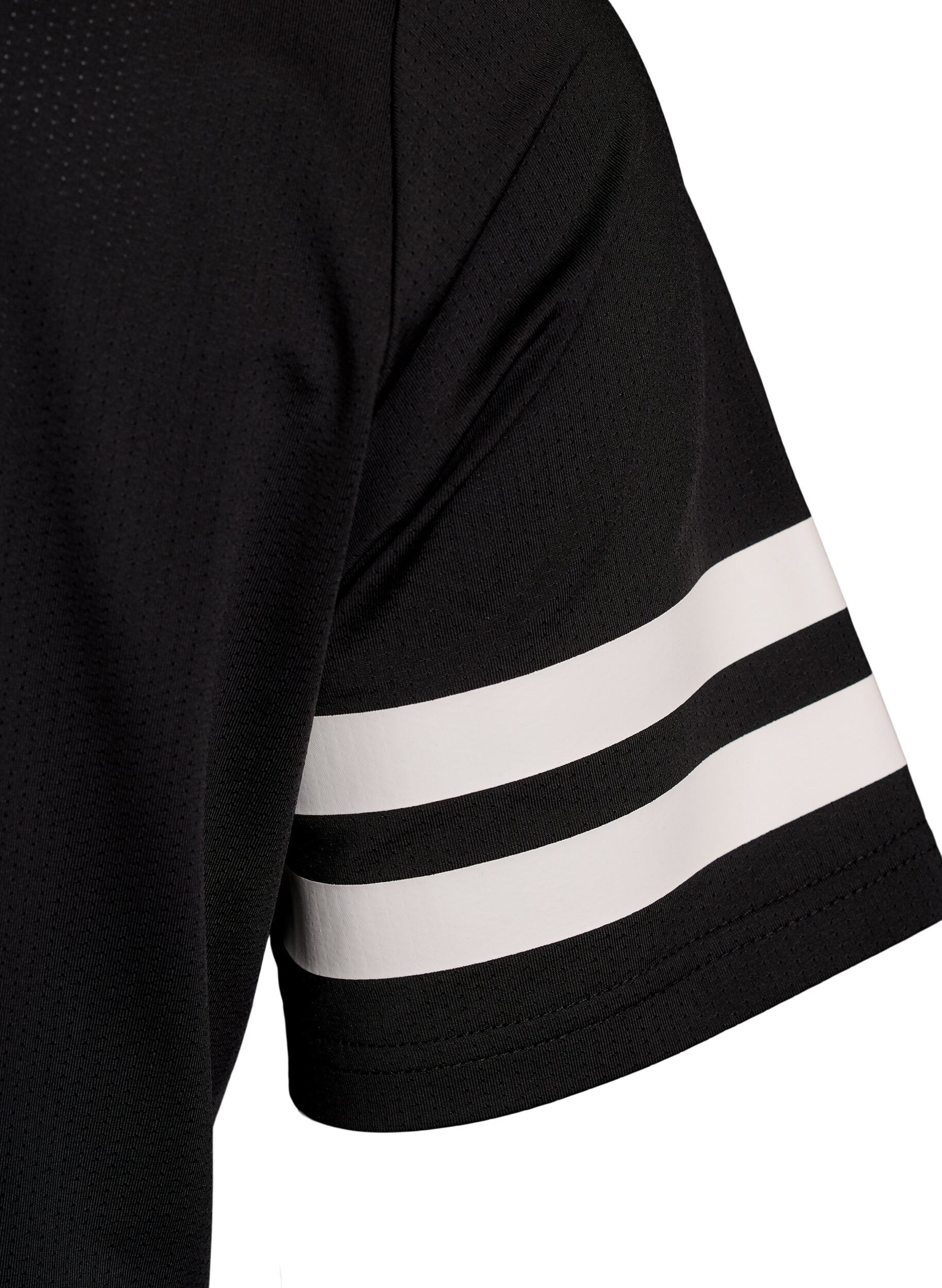 ZizziSportliches Poloshirt mit Streifen-Details, Schwarz, Packshot image number 3