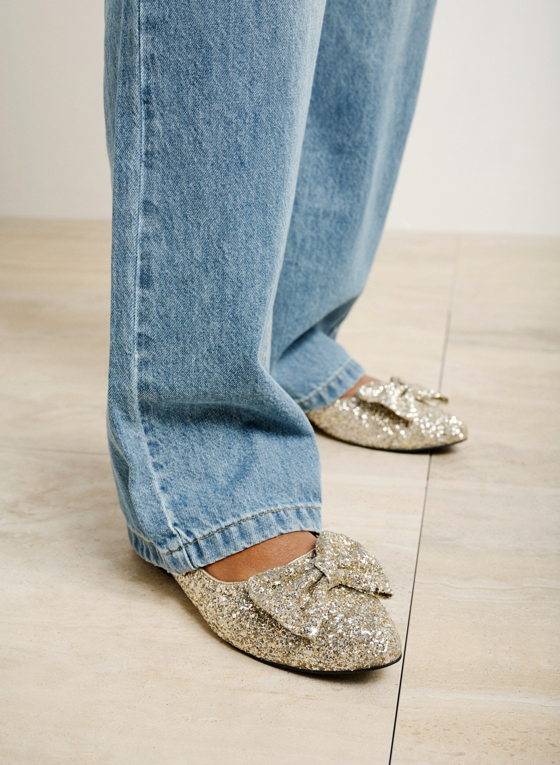 ZizziGlitzer-Ballerina mit weiter Passform und Schleife, Gold Glitter, Image image number 1