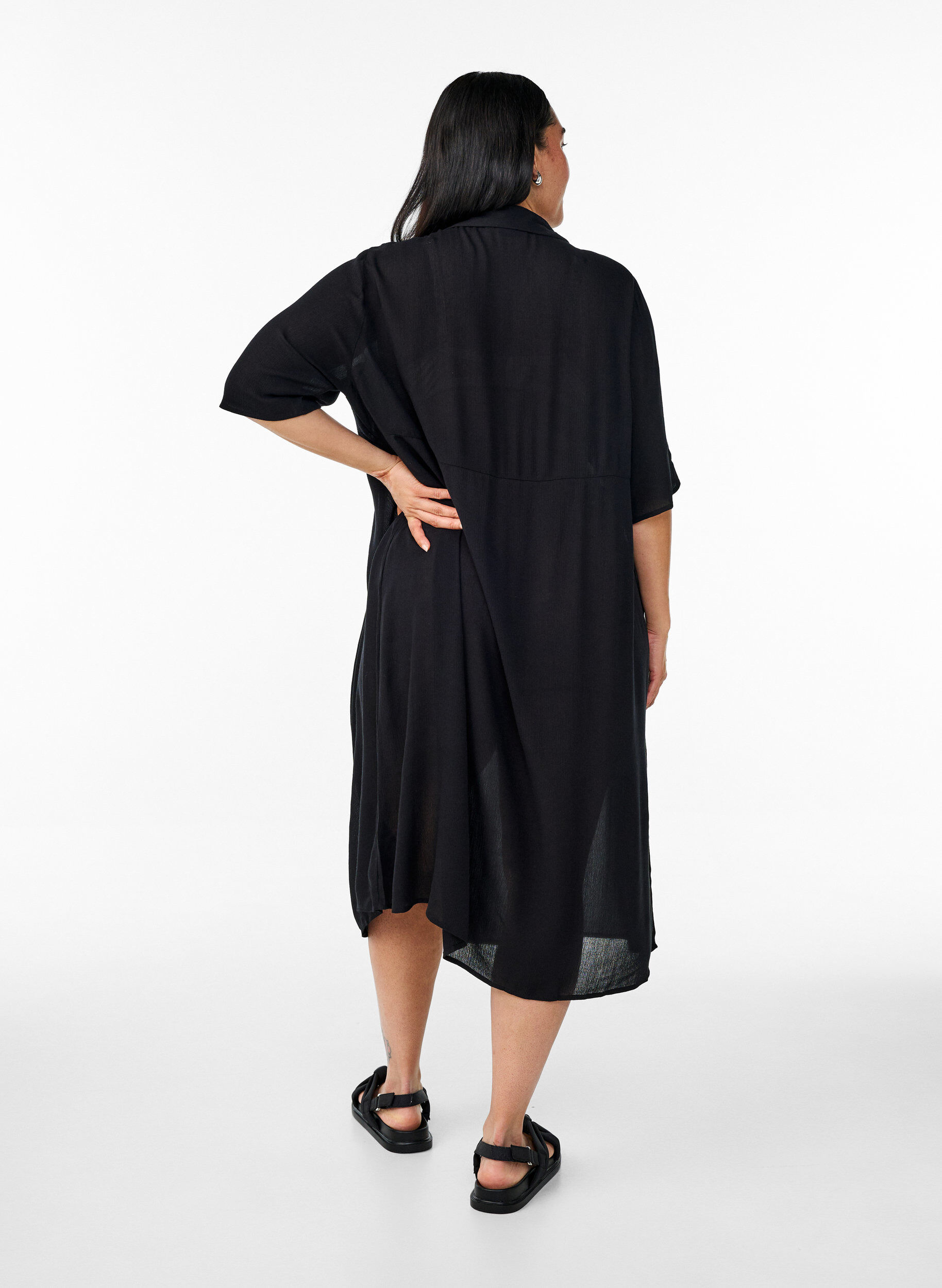 ZizziMidikleid mit kurzen &Auml;rmeln, Schwarz, Model image number 1