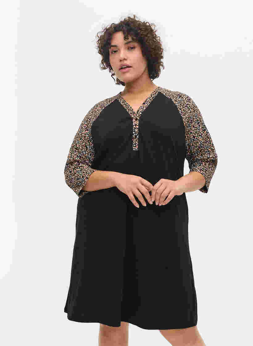 Nachthemd aus Baumwolle mit Printdetails, Black Ditzy Flower, Model image number 0