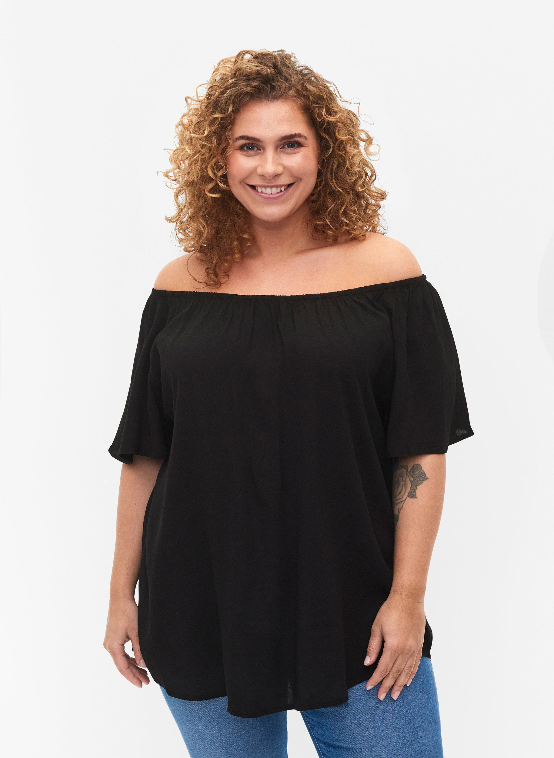 ZizziEinfarbige Bluse aus Viskose mit kurzen &Auml;rmeln, Black, Model image number 0