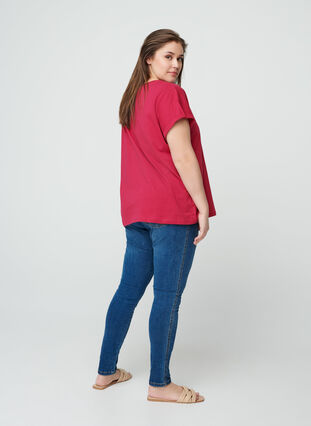 Kurzarm T-Shirt aus Baumwolle mit Print, Cerise w. Trouble , Model image number 1
