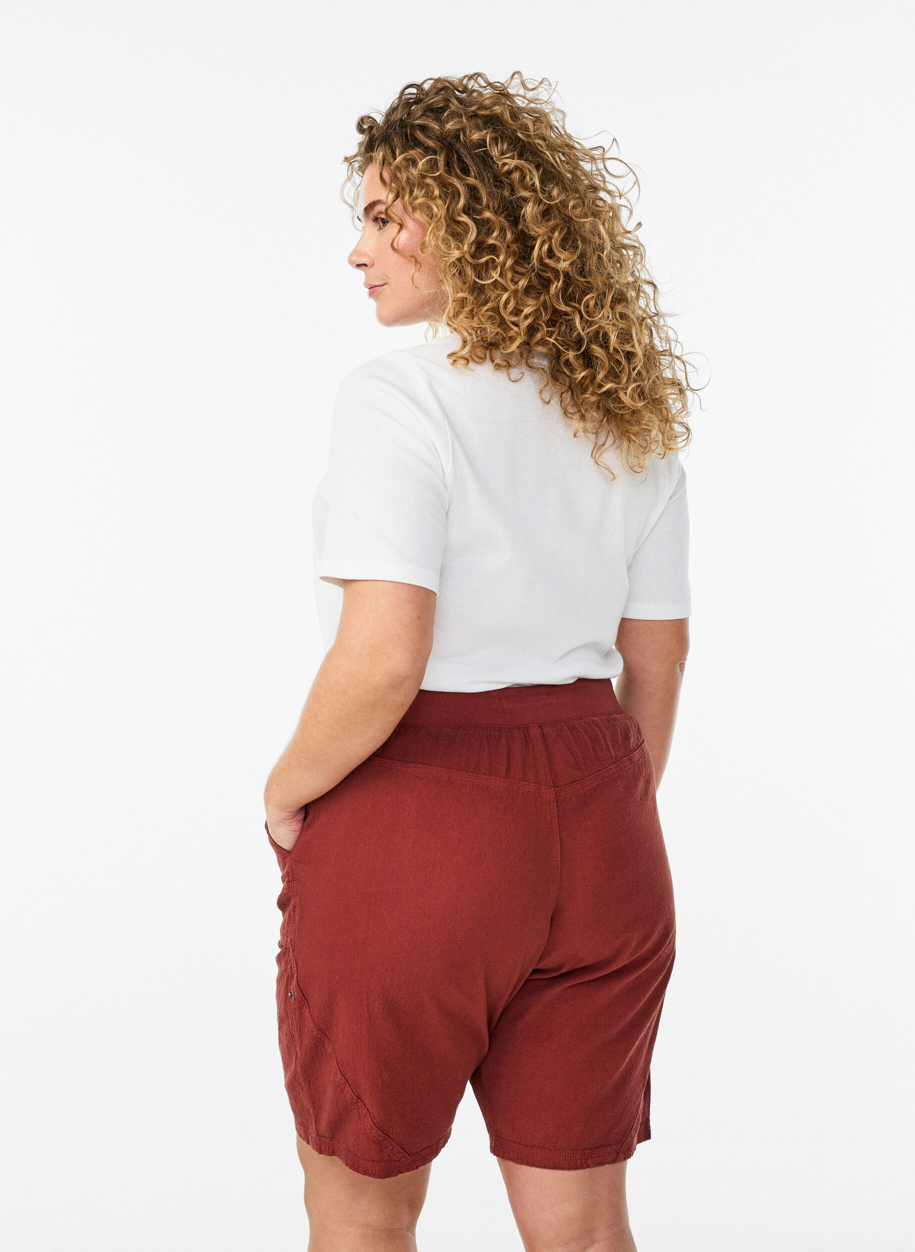 ZizziLockere Shorts aus Baumwolle mit Taschen, Rot, Model image number 2