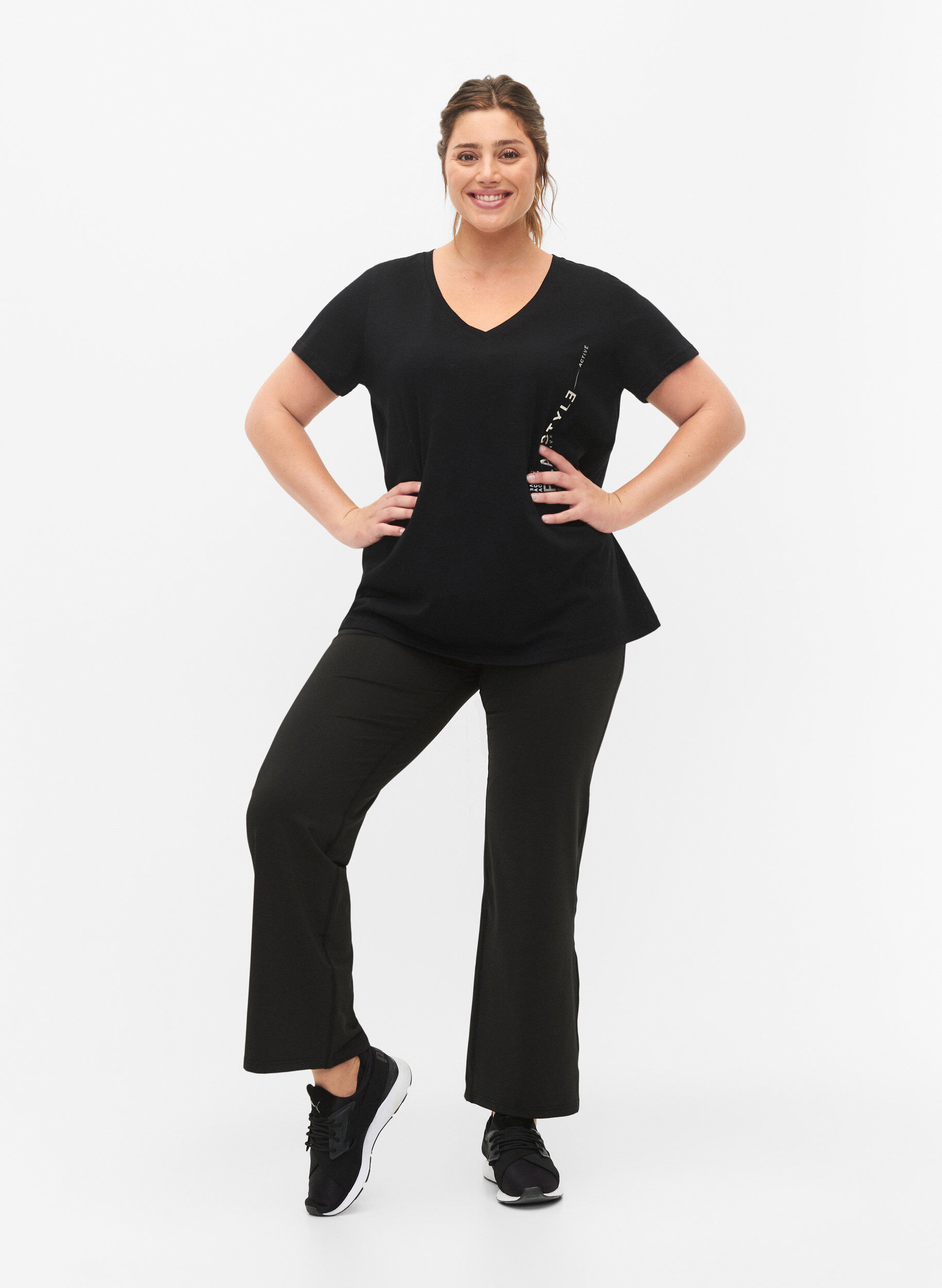 ZizziSport-T-Shirt aus Baumwolle mit Aufdruck, Black w. Playstyle, Model image number 2